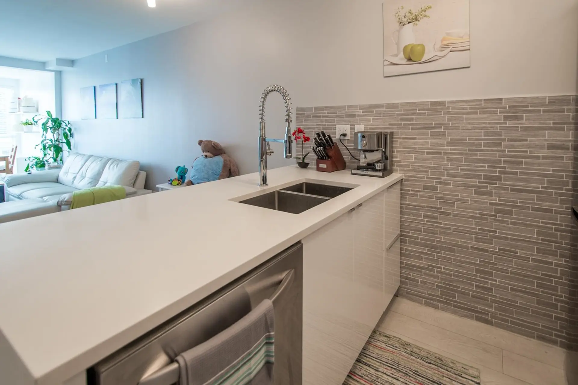 #1208 939 Homer Street - Image 6