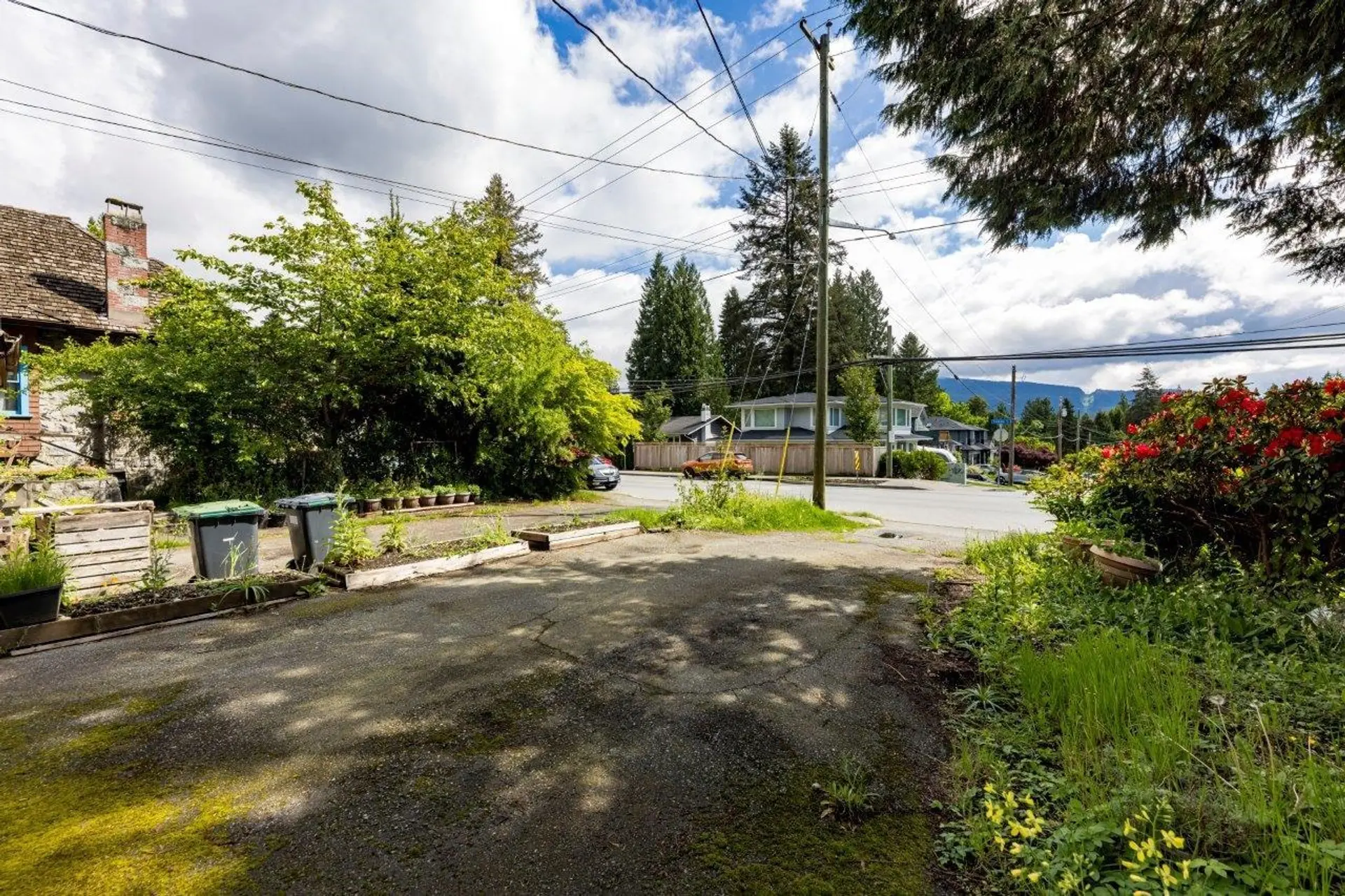 3297 Fromme Road - Image 13