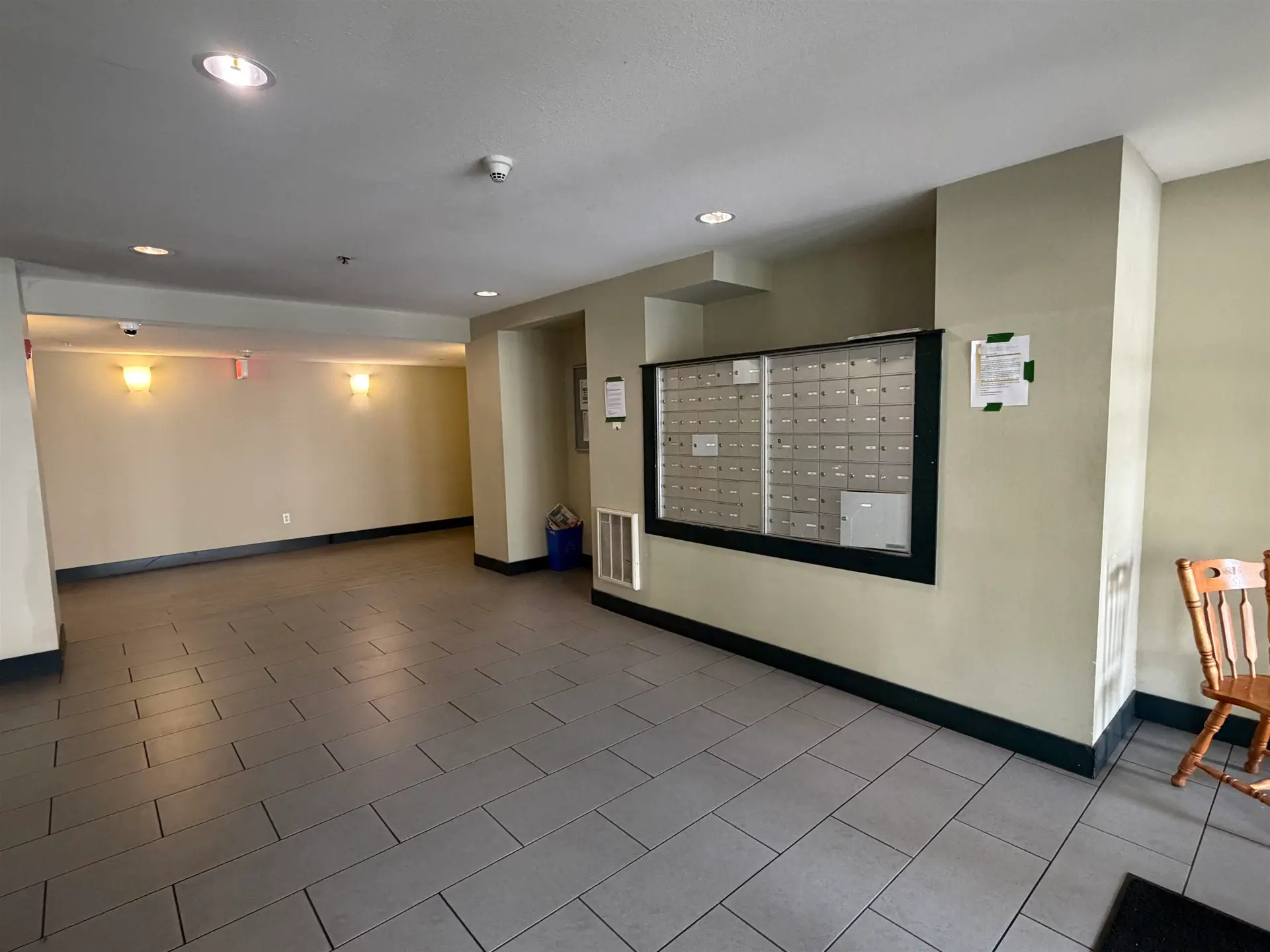 #214 45555 Yale Road - Image 6