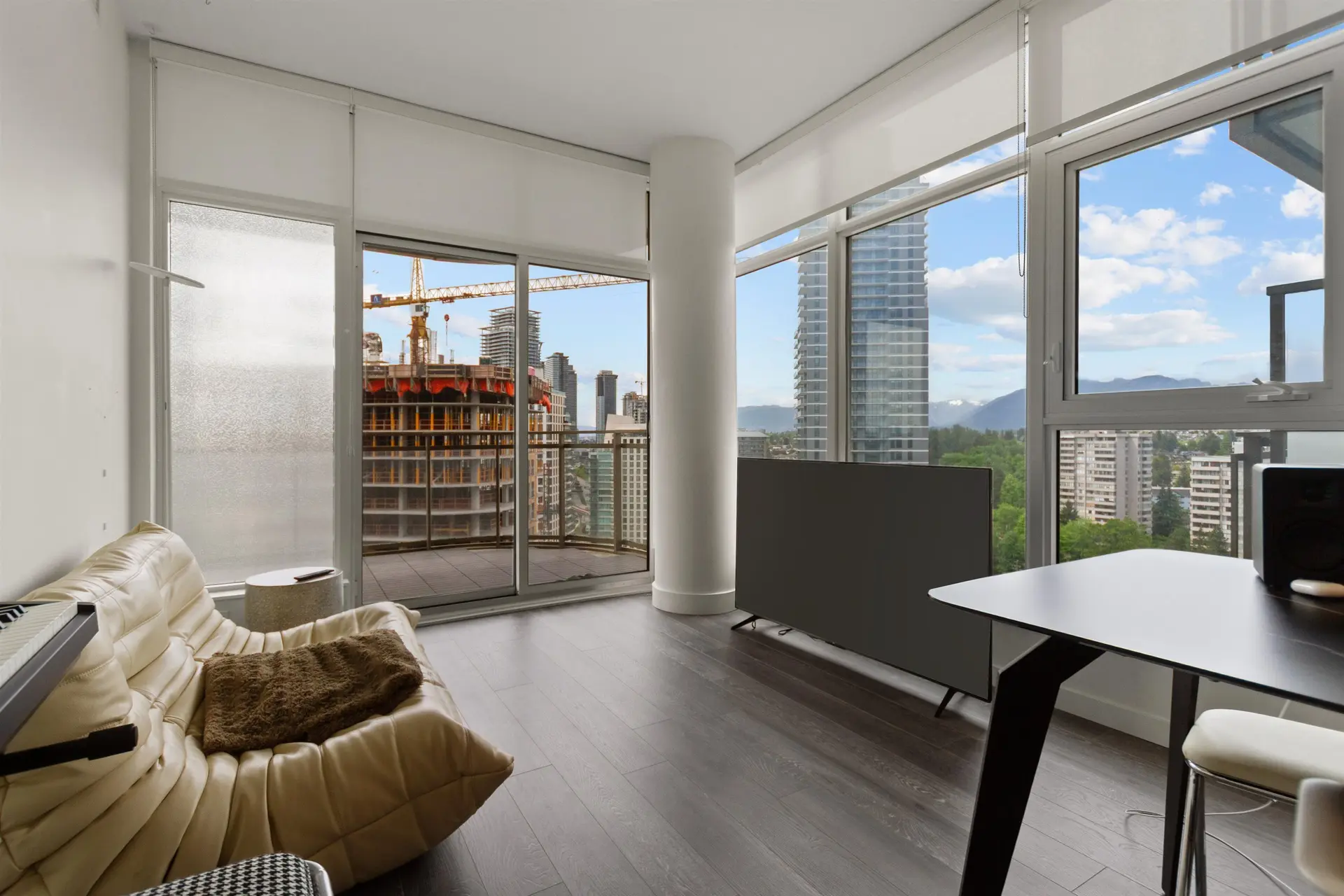 #2408 5333 Goring Street - Image 2