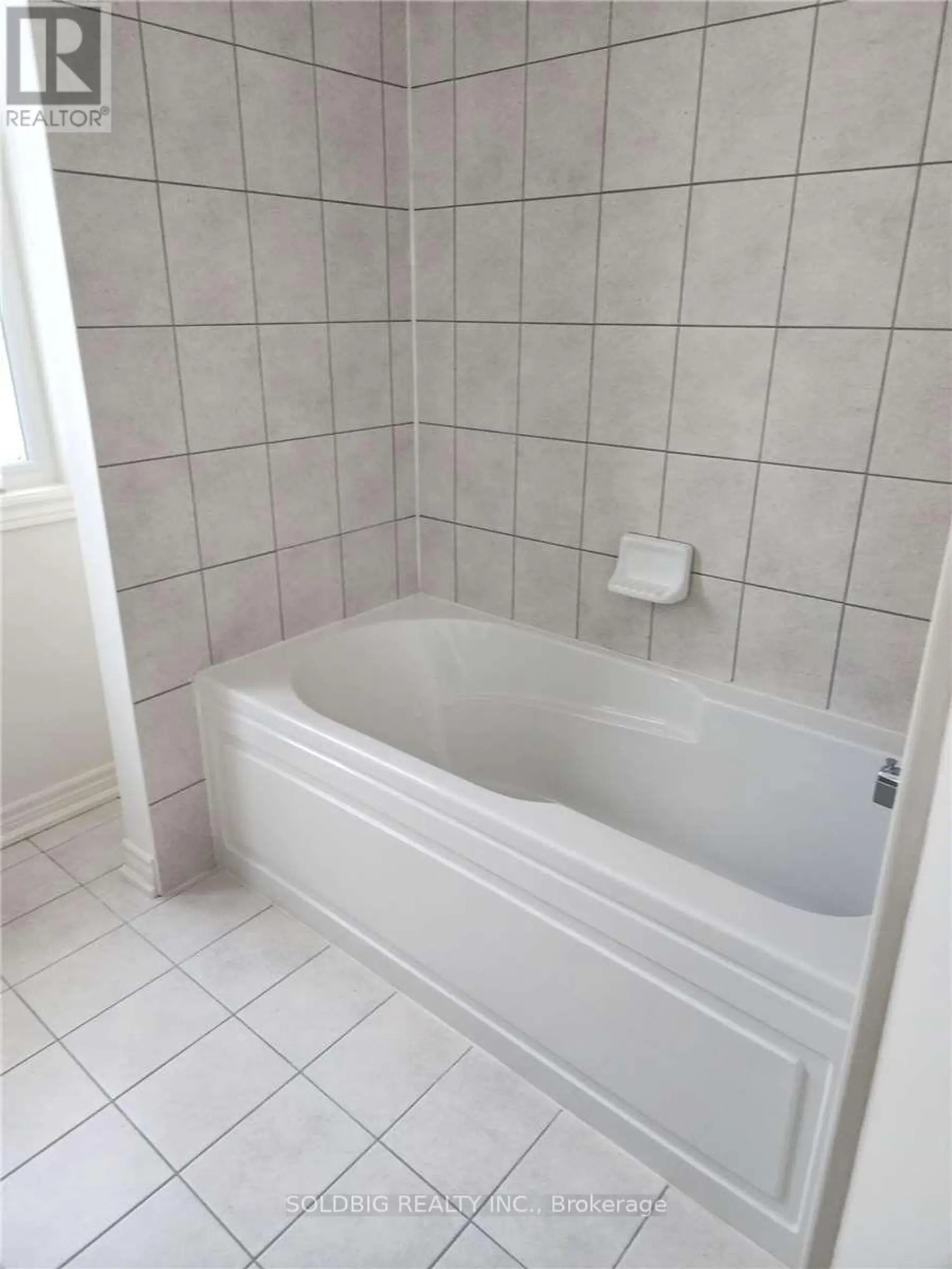 377 SKINNER ROAD - Image 6
