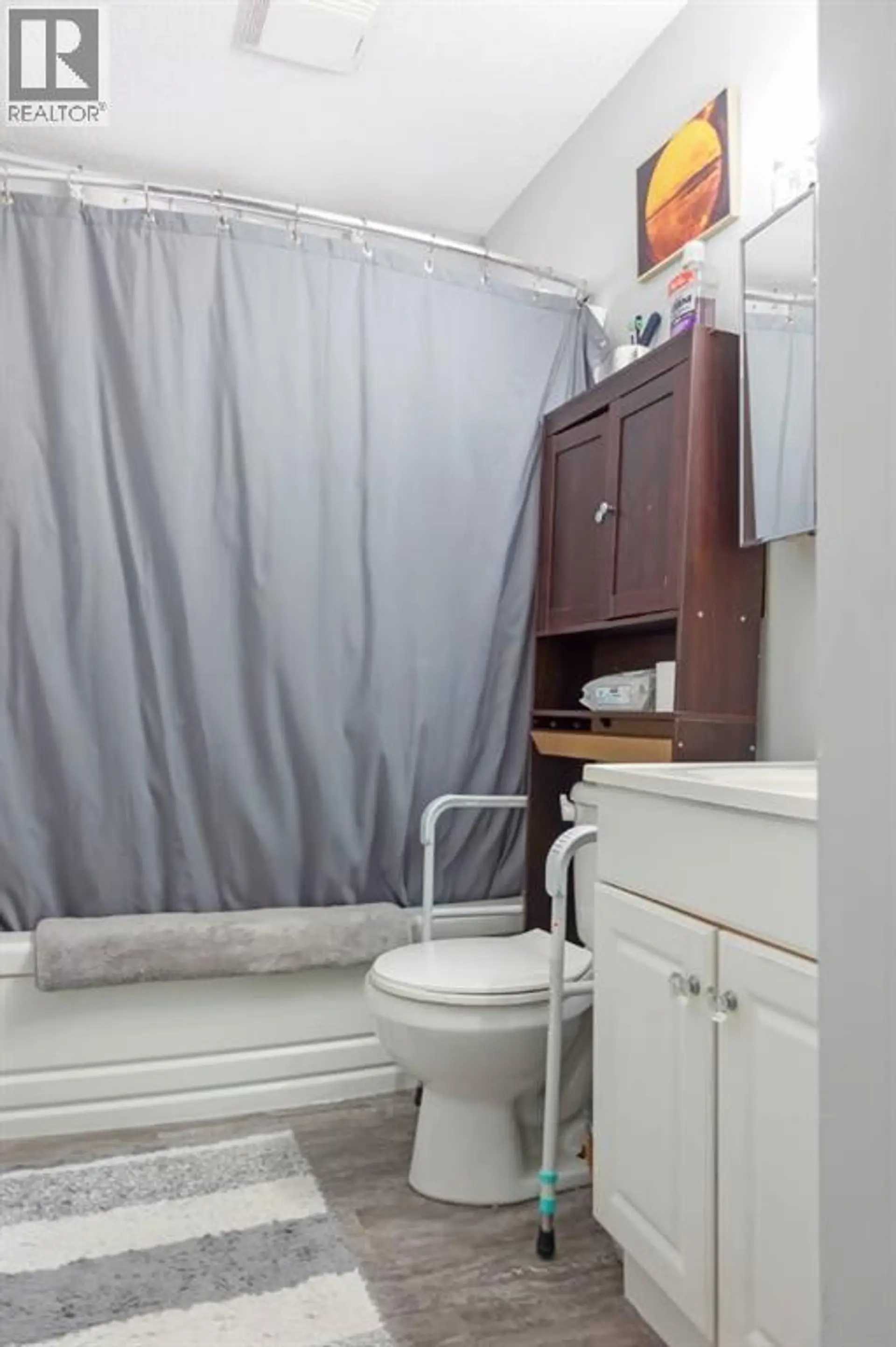 11313 101A Street - Image 8