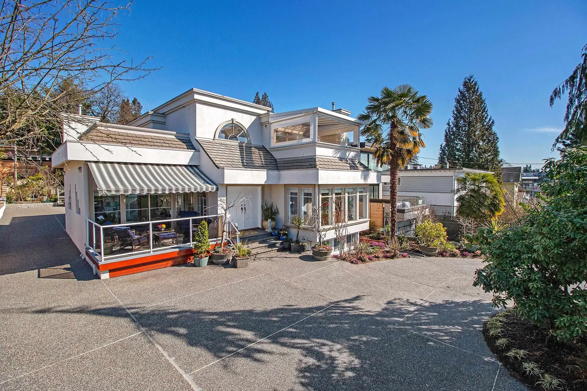 Property at 2541 Marine Drive, West Vancouver, BC