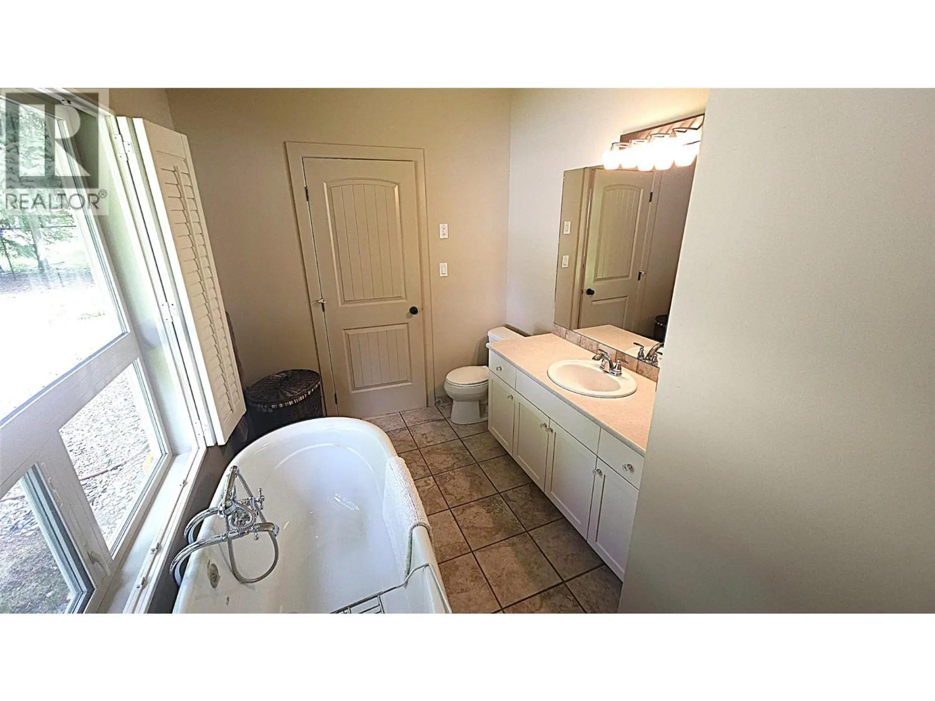 1199 Morgan Drive - Image 7