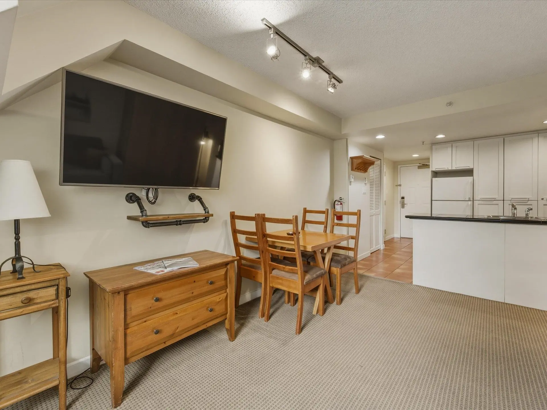 #4404 4295 Blackcomb Way - Image 8
