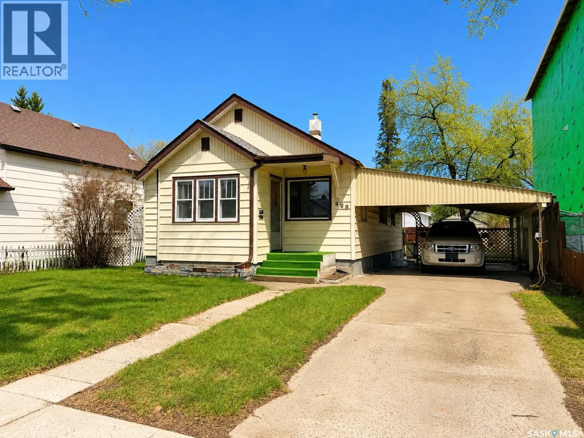 828 I AVENUE S - Image 1