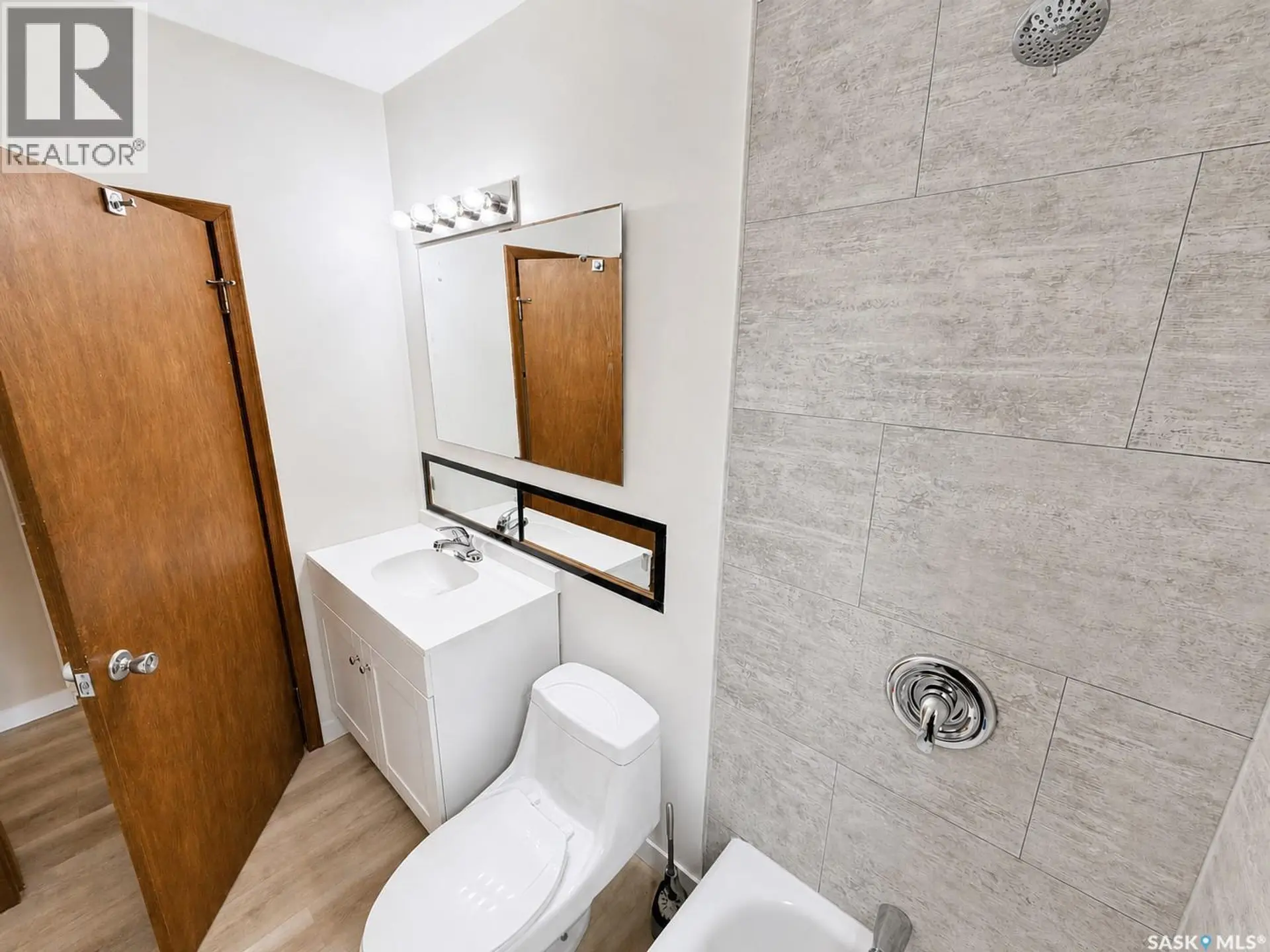 828 I AVENUE S - Image 10