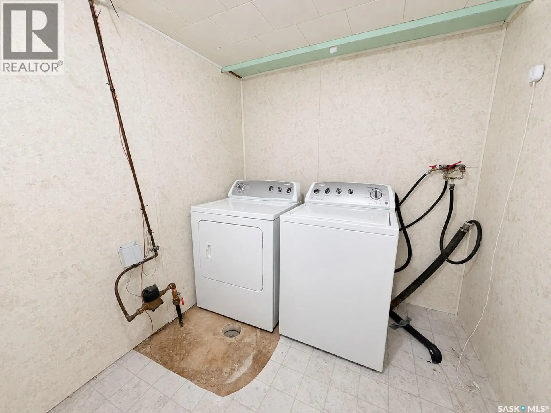 828 I AVENUE S - Image 18