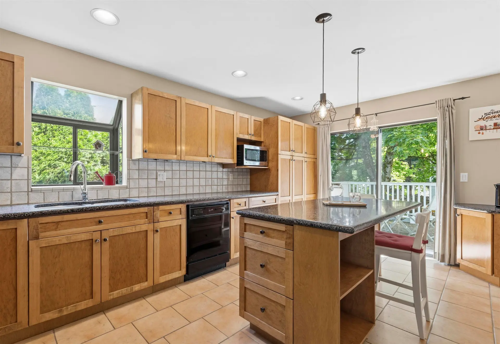 9768 151a Street - Image 6