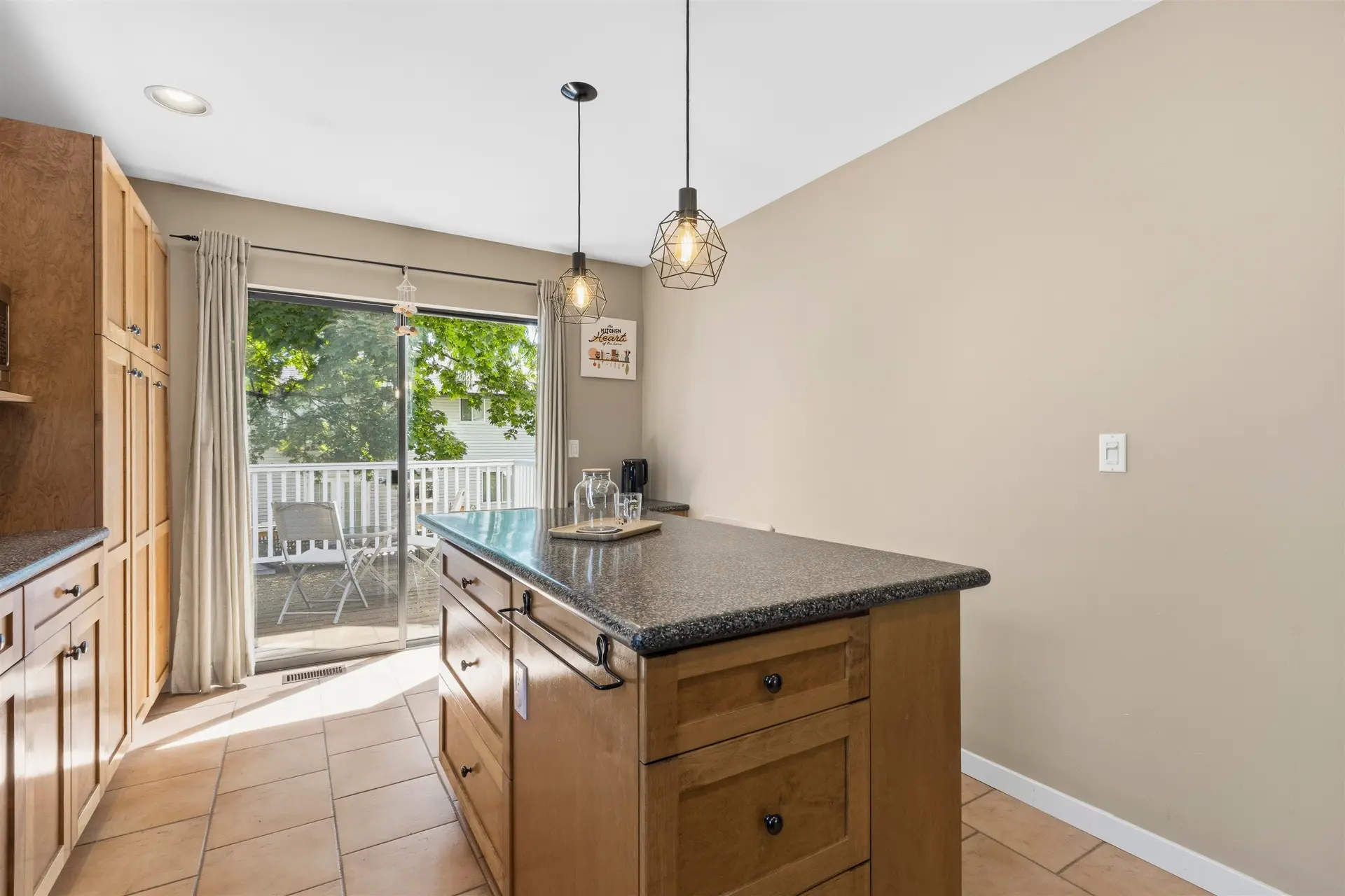 9768 151a Street - Image 7