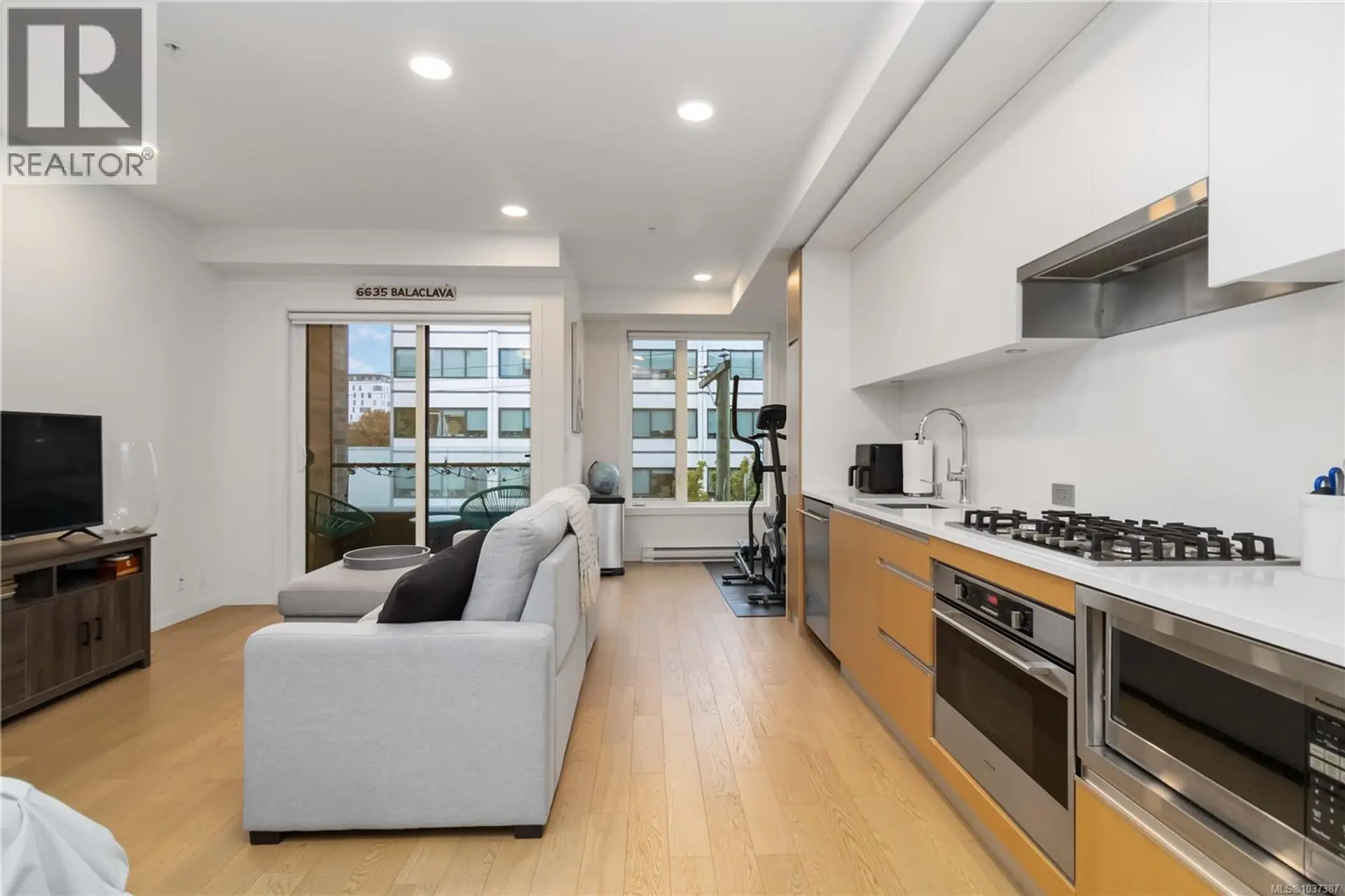 Property at #409 1033 Cook St, Victoria, BC