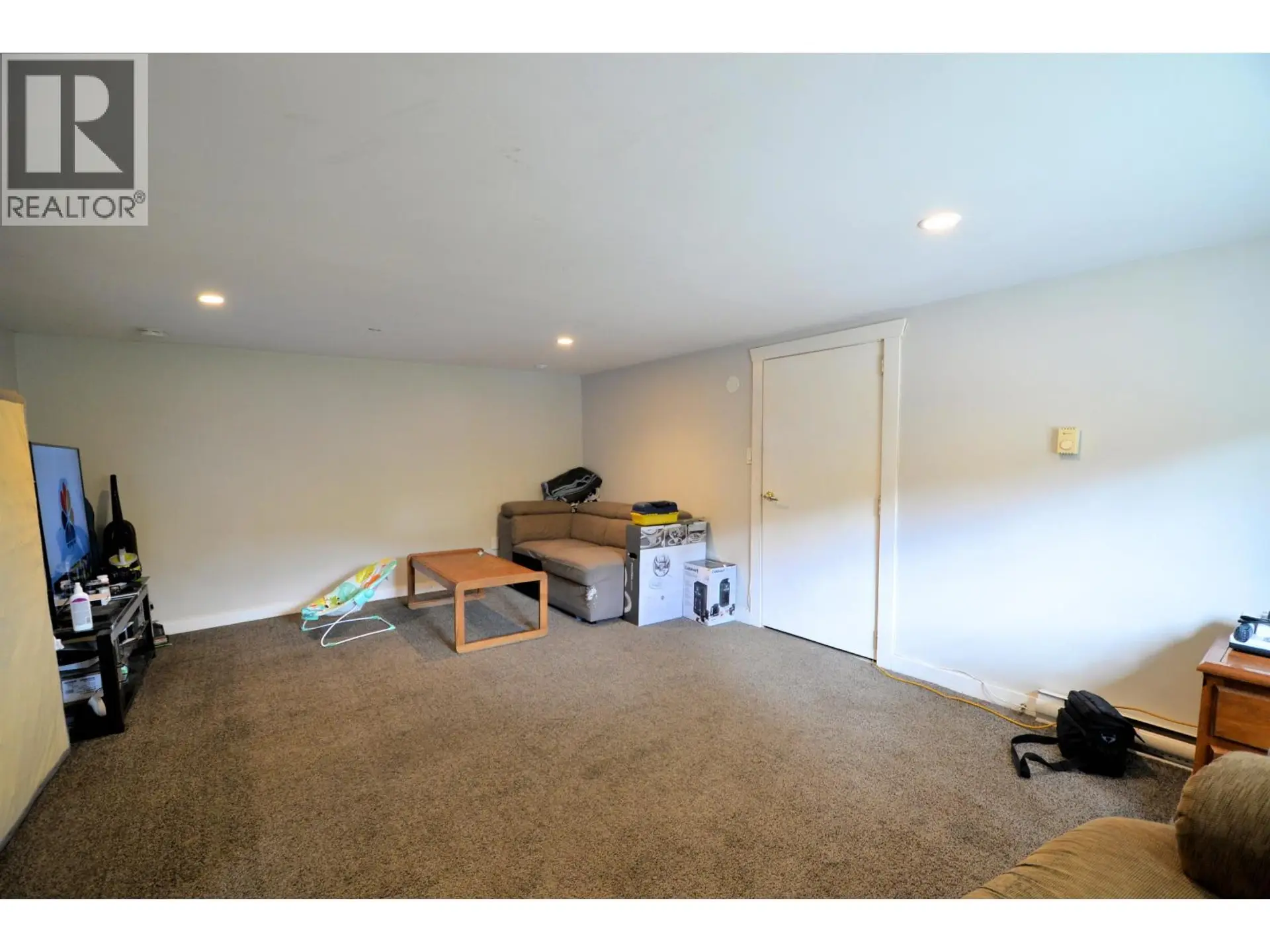 905 LA SALLE AVENUE - Image 4