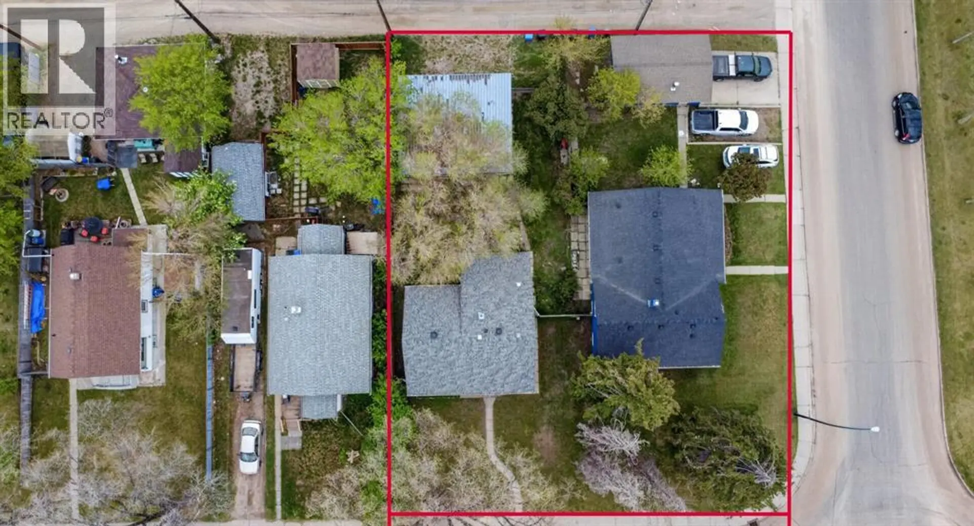 Property at 2418 & 2414 27 Street SE, Calgary, AB