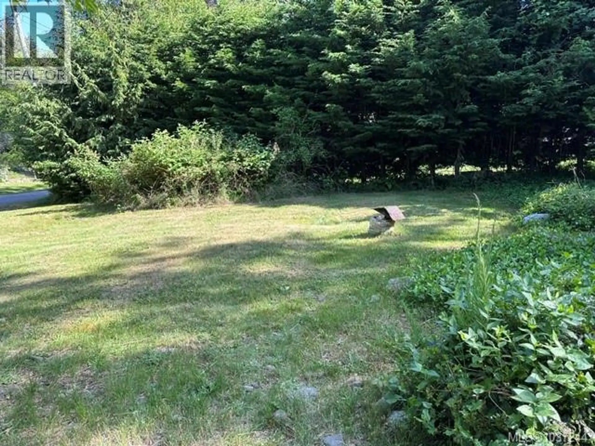 1825 Lackehaven Dr - Image 12