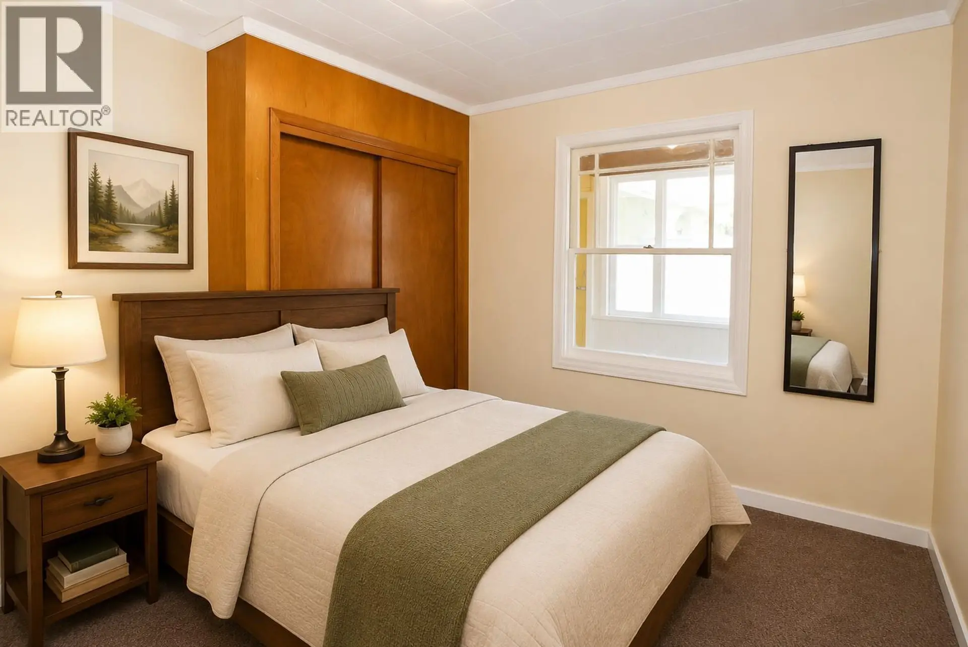 674 Victoria Street - Image 10