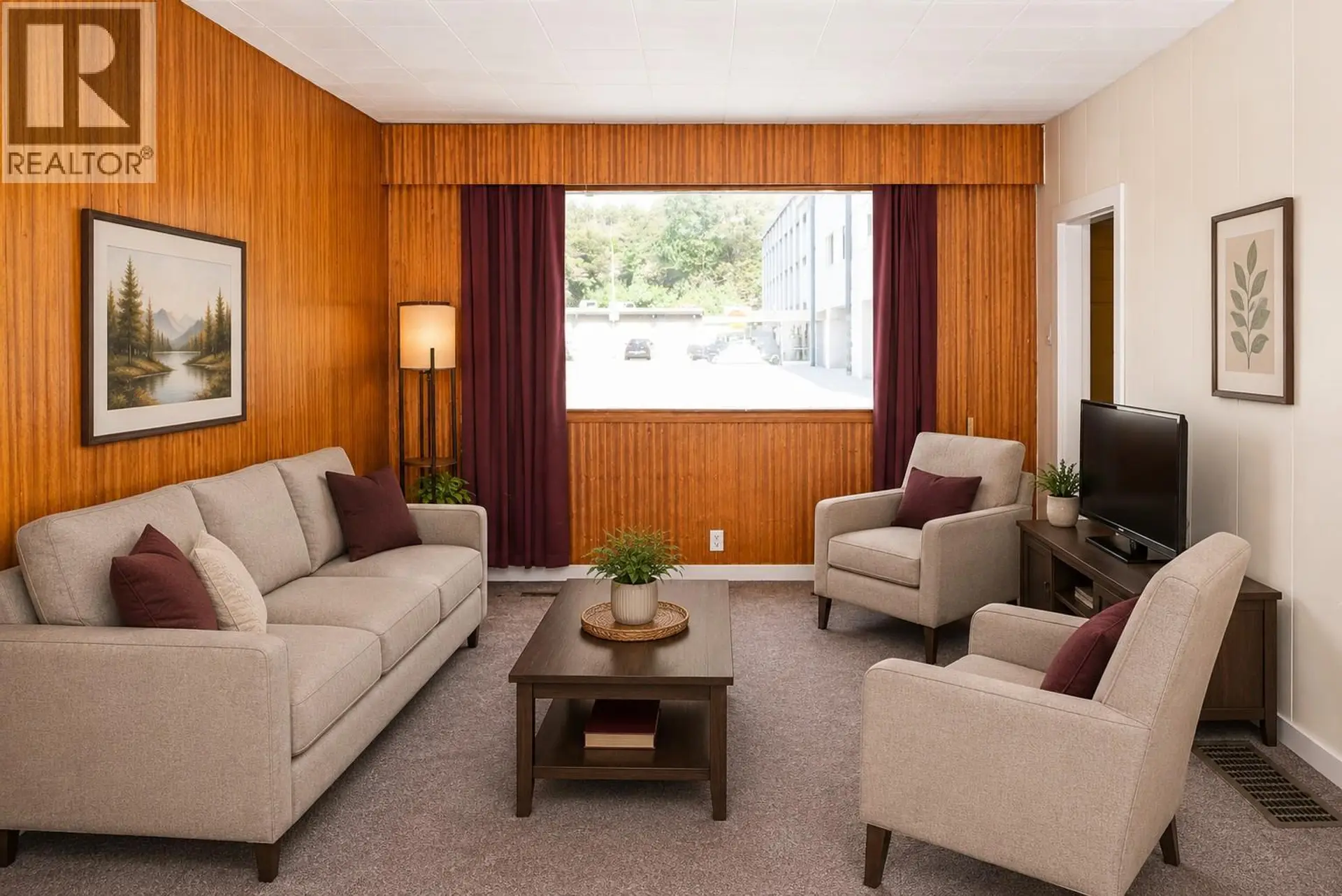 674 Victoria Street - Image 5