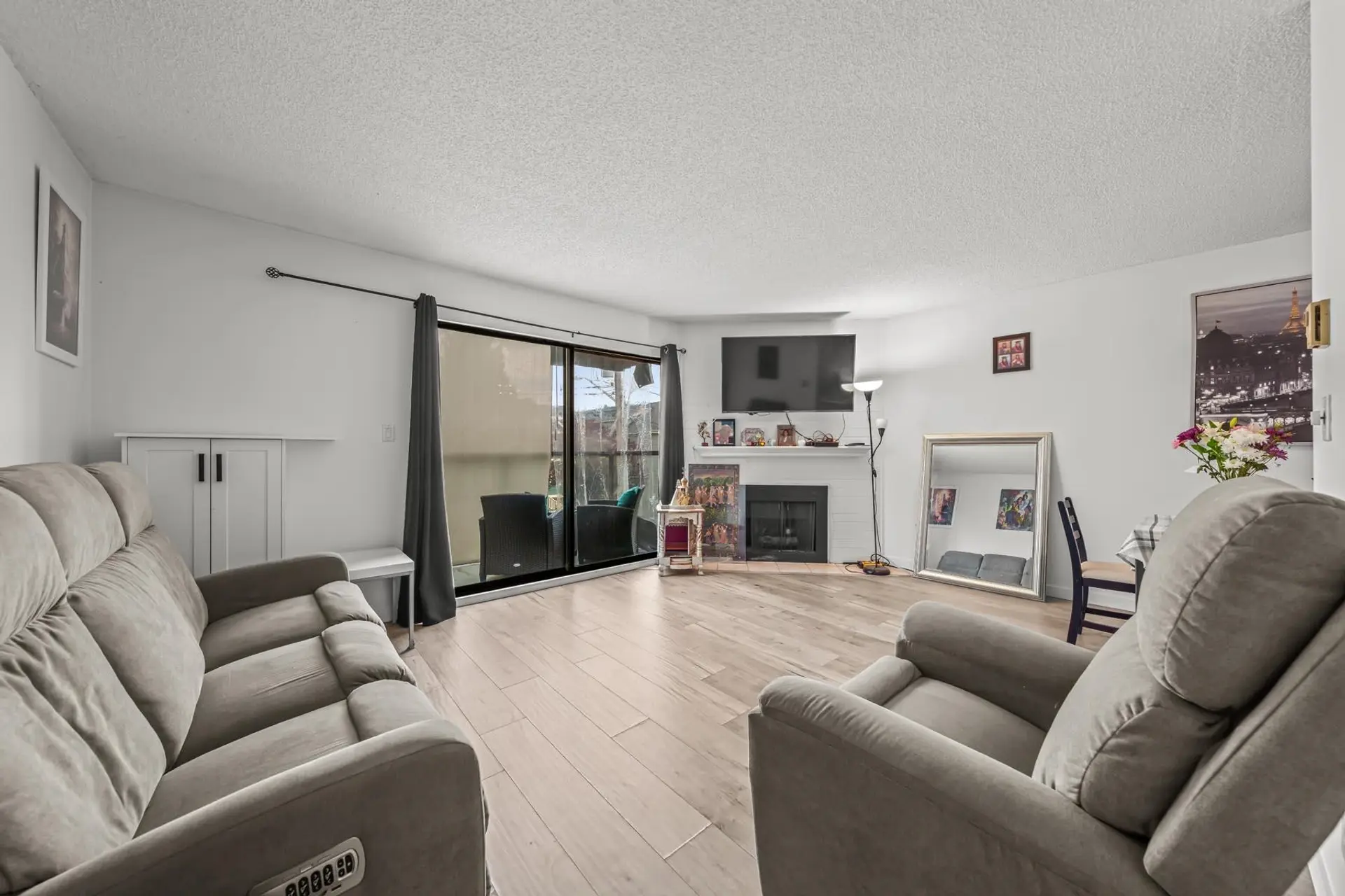 #301 315 Tenth Street - Image 3