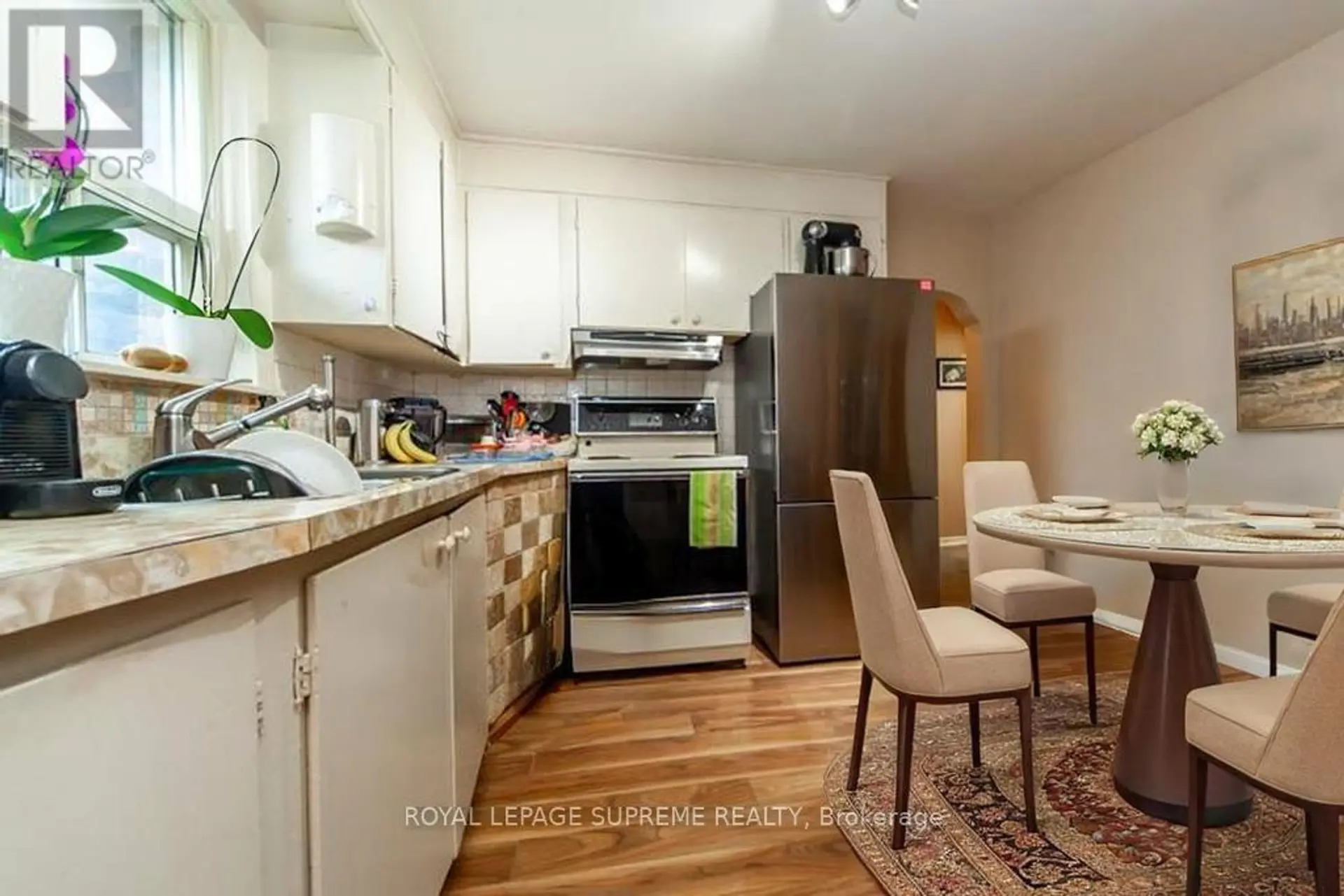 109 REGINA AVENUE - Image 7