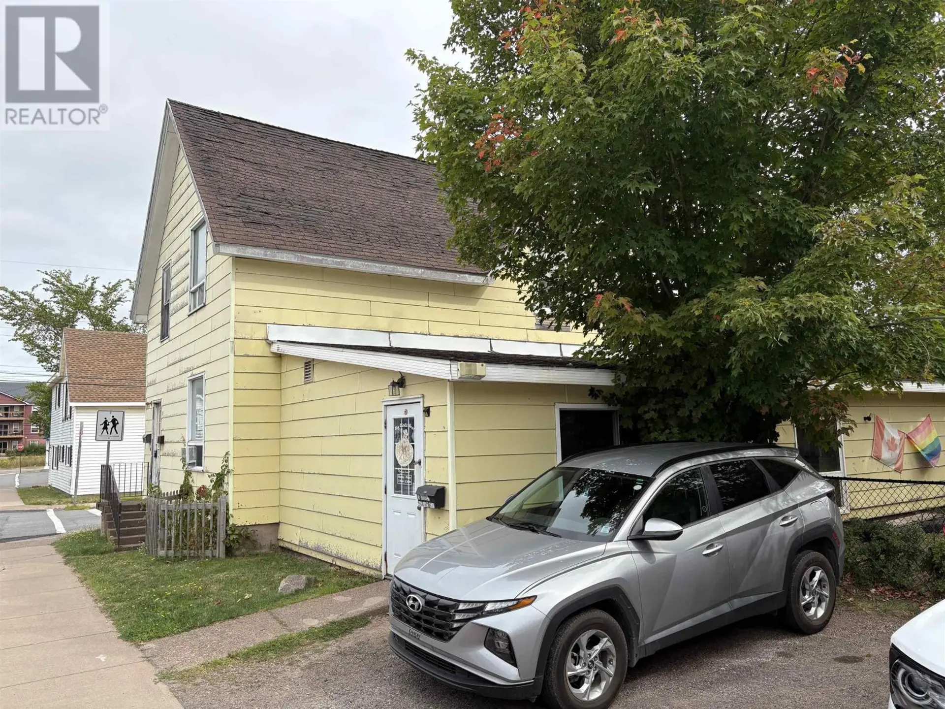 17 Lyman Street - Image 3