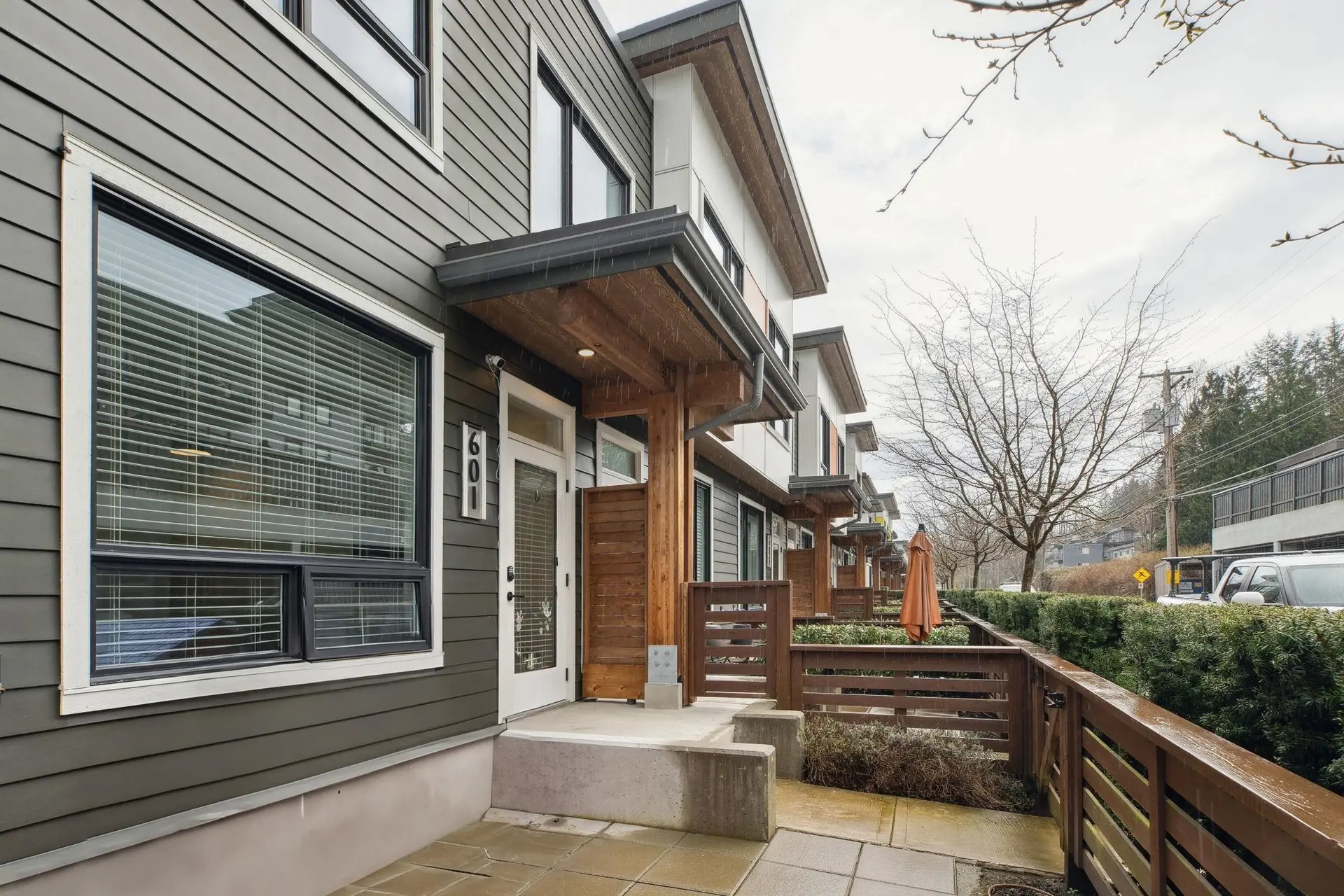 #601 3021 St George Street - Image 7