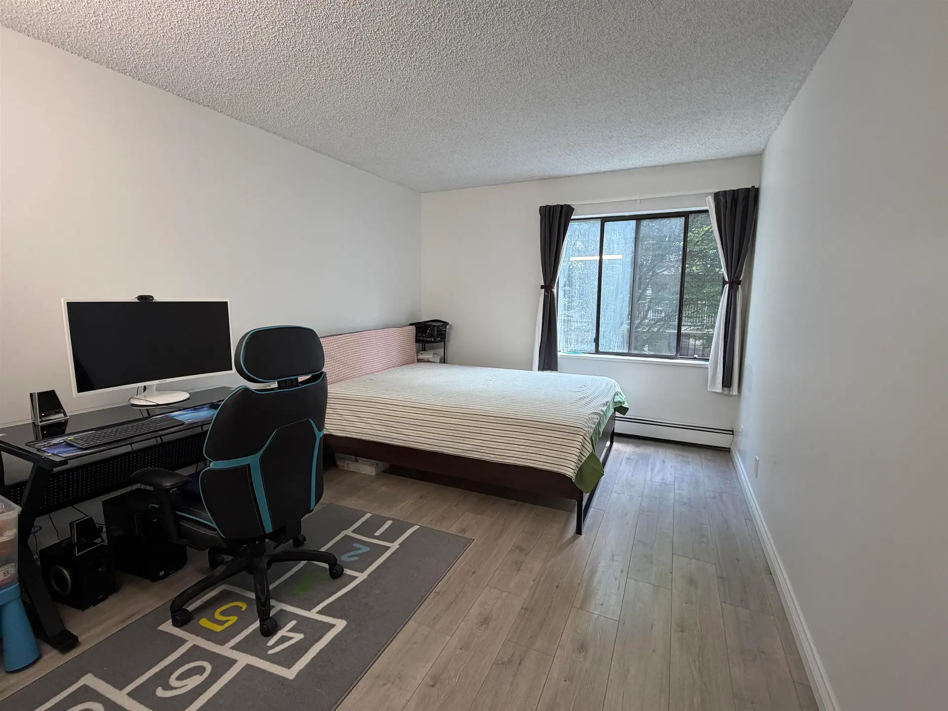 #233 8460 Lansdowne Road - Image 5