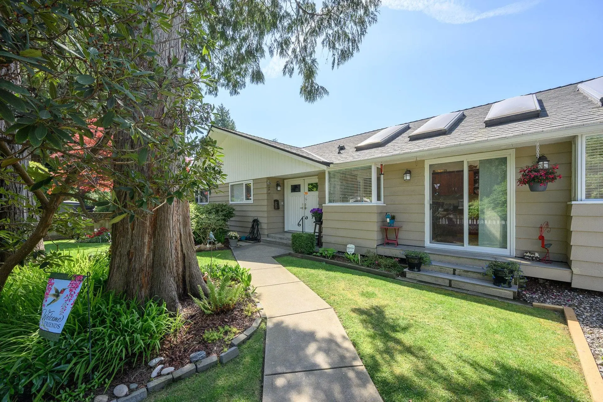 Property at 957 56a Street, Delta, BC
