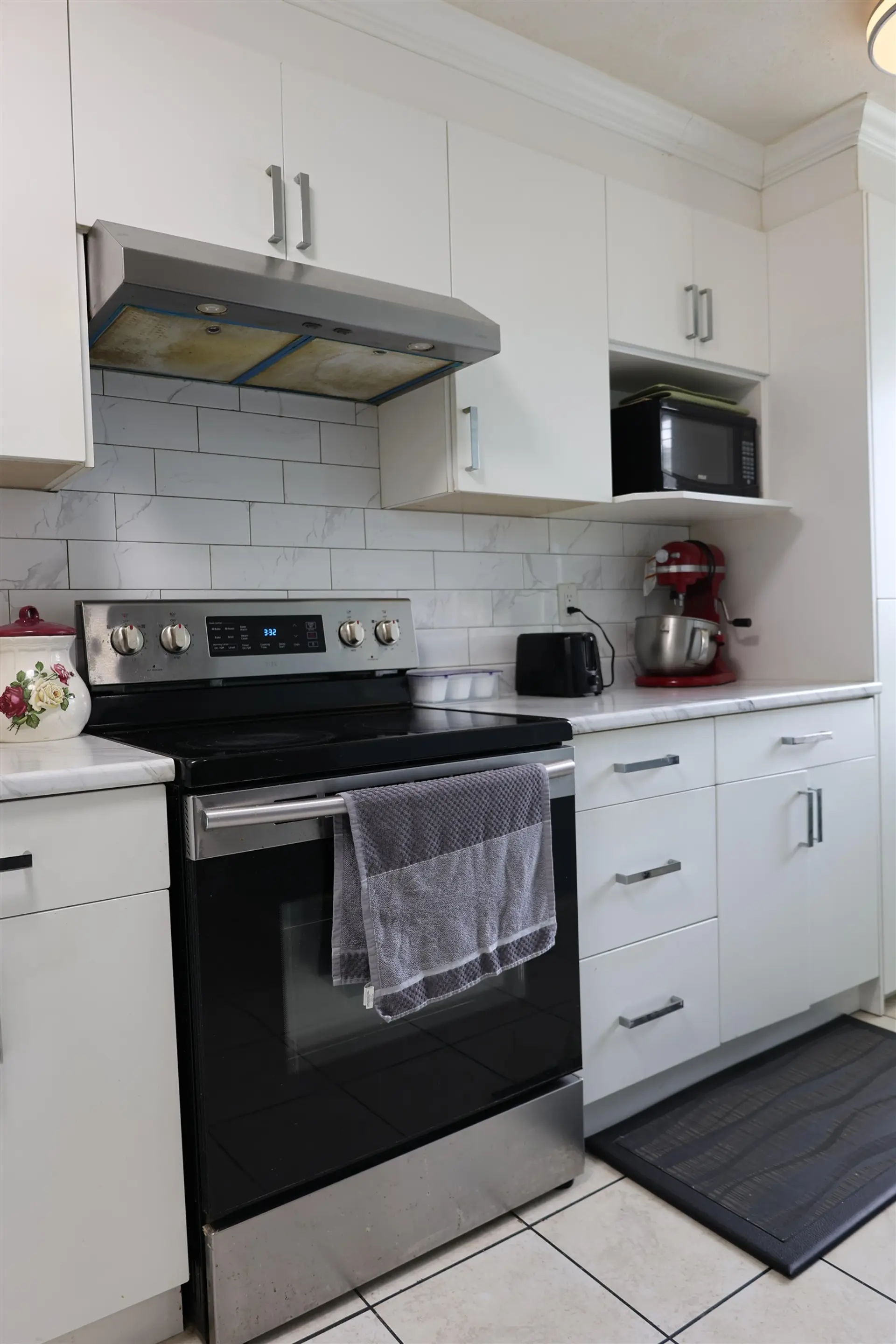 #20 3075 Trethewey Street - Image 3