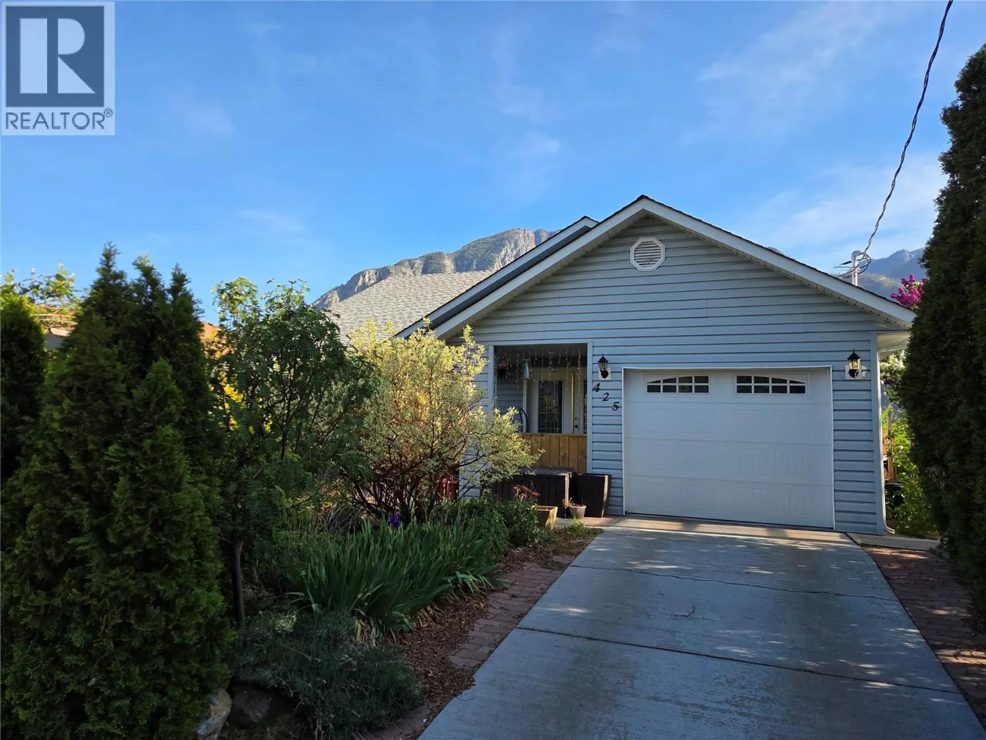 Property at 425 3rd Avenue, Keremeos, BC