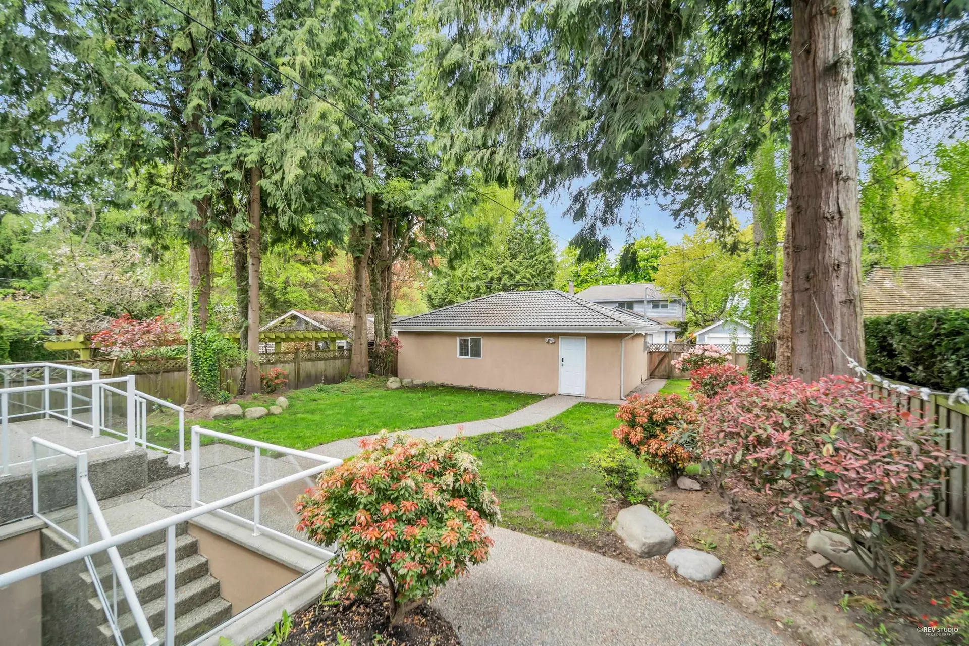 6081 Elm Street - Image 20