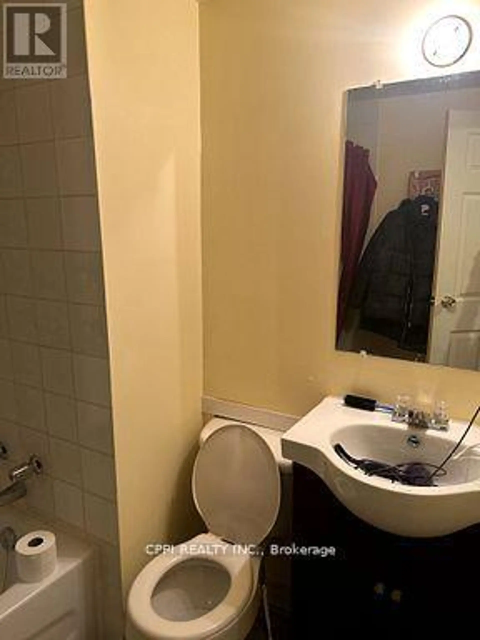 #110 69 GODSTONE ROAD - Image 15