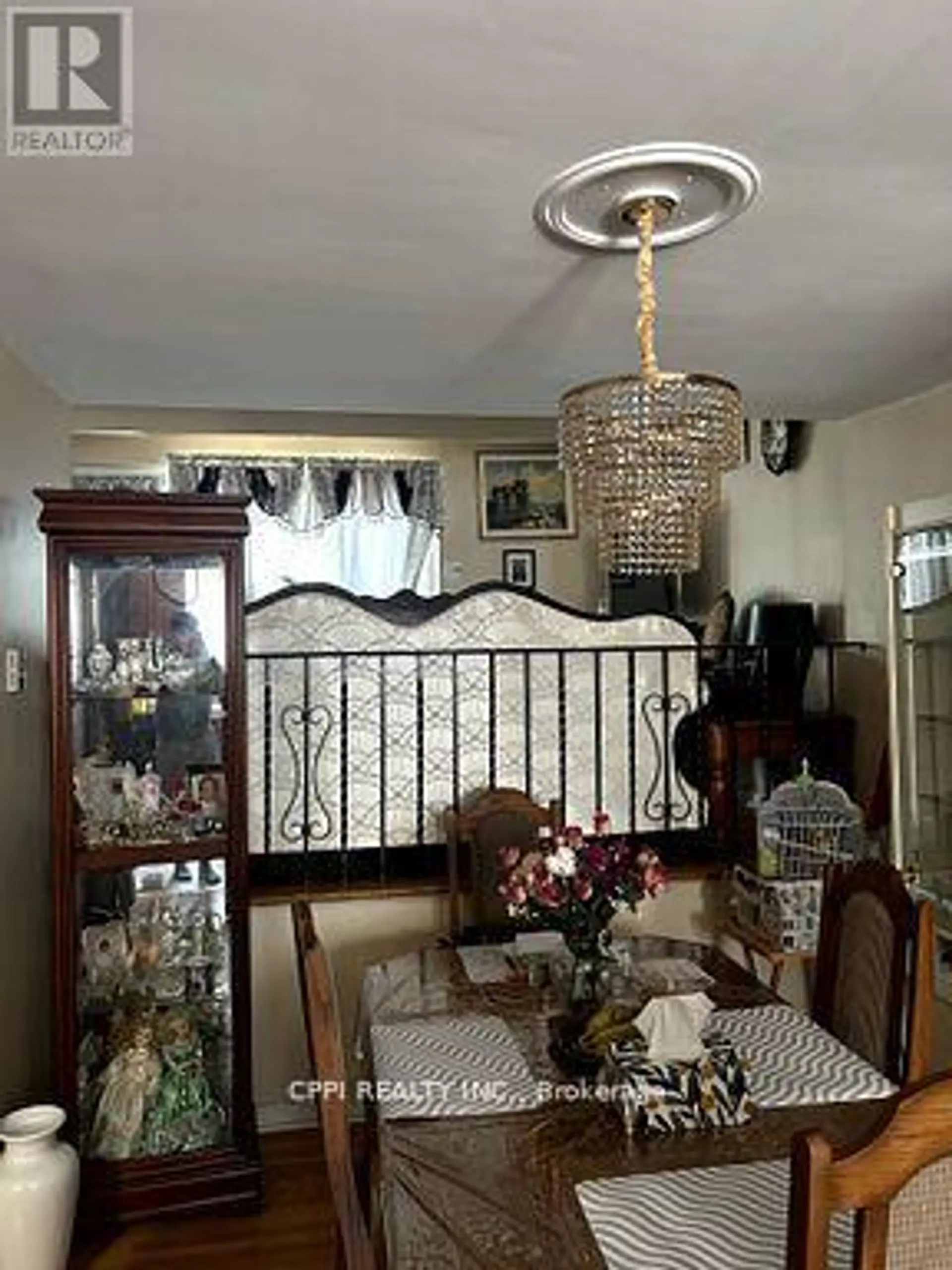 #110 69 GODSTONE ROAD - Image 3
