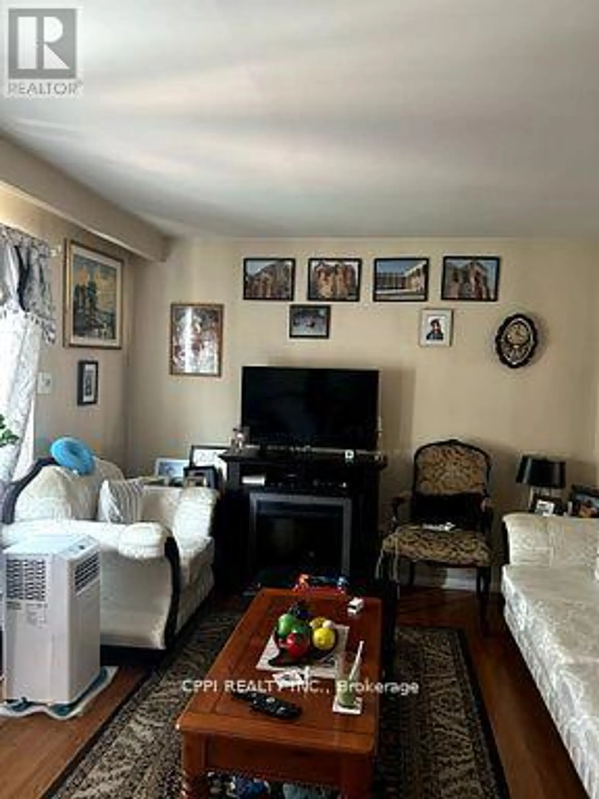 #110 69 GODSTONE ROAD - Image 4