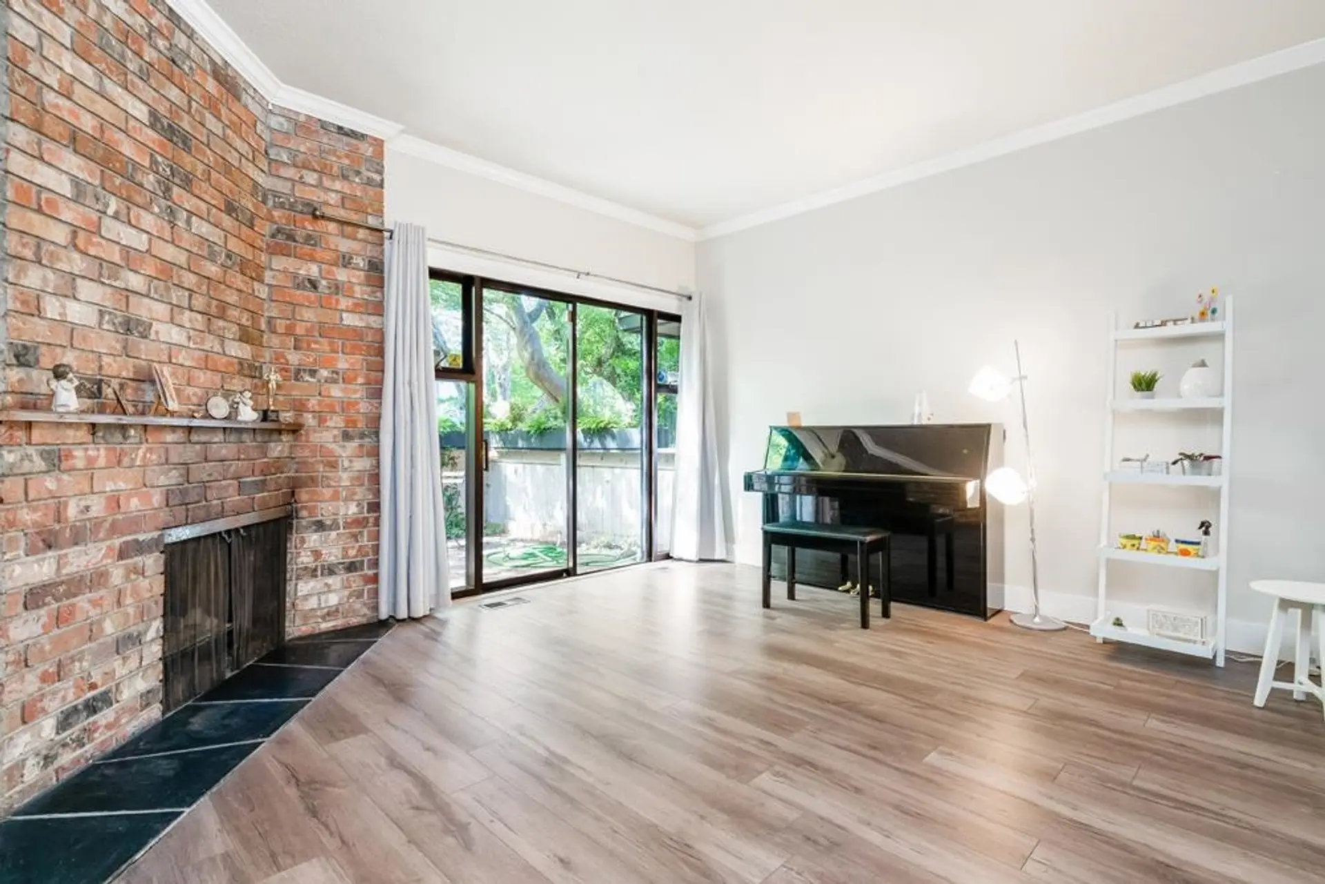 5416 Yew Street - Image 4
