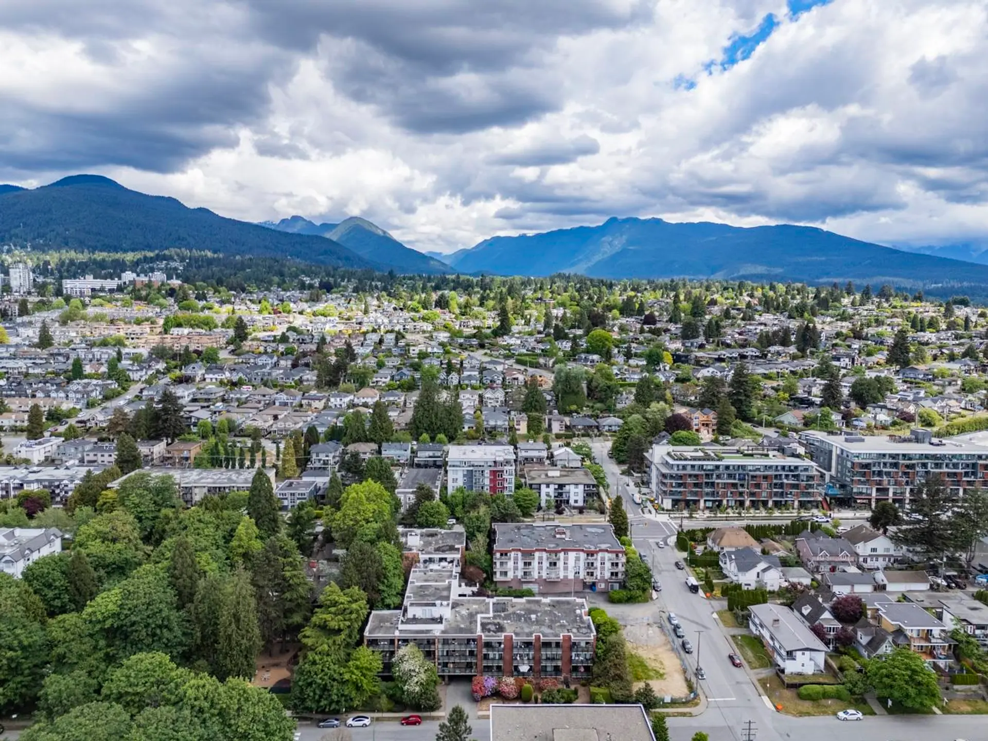 Property at #310 360 E 2nd Street, North Vancouver, BC