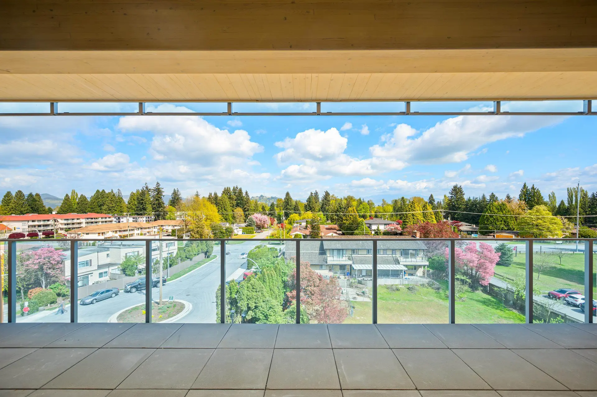 #205 33160 Plaxton Crescent - Image 5