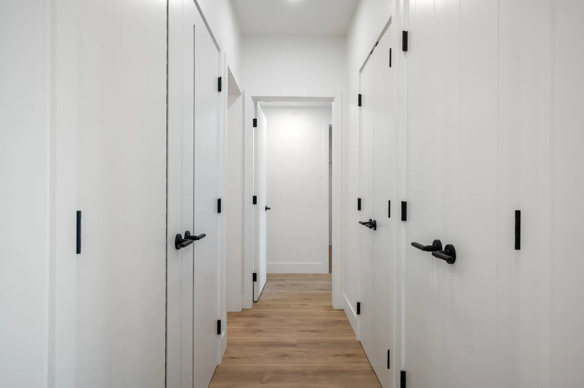 #205 33160 Plaxton Crescent - Image 9