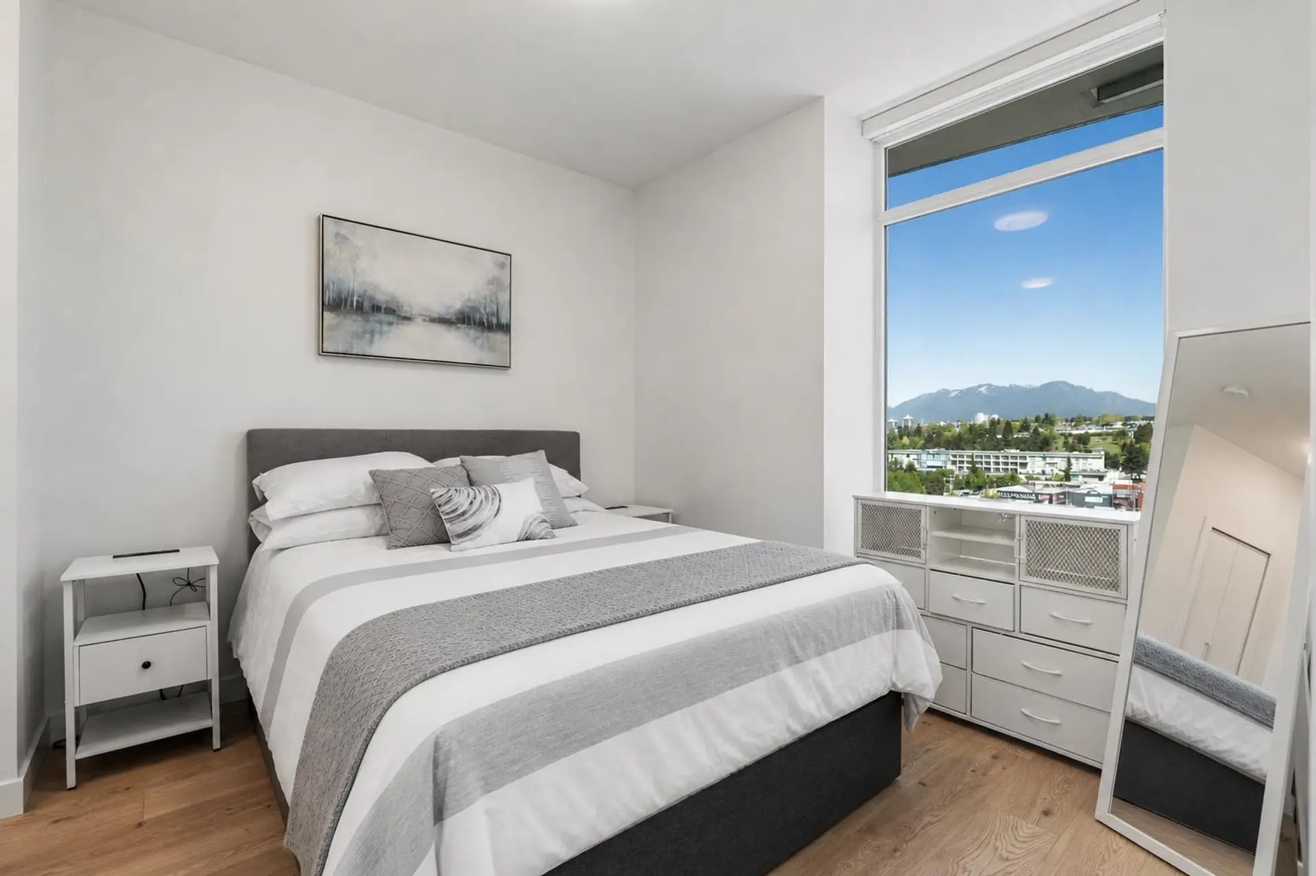 #1106 2181 Madison Avenue - Image 12