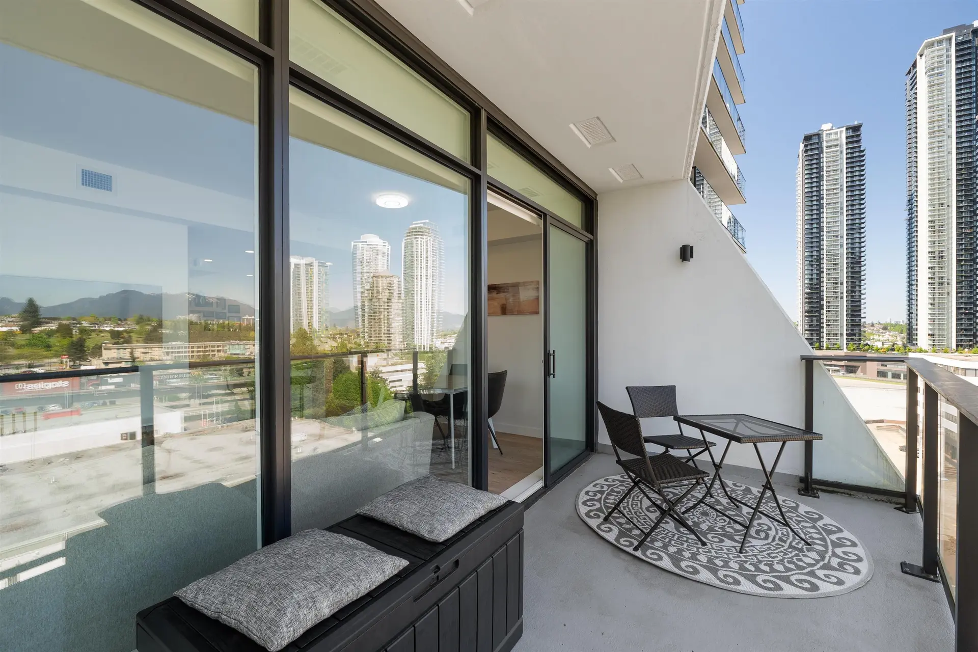 #1106 2181 Madison Avenue - Image 7