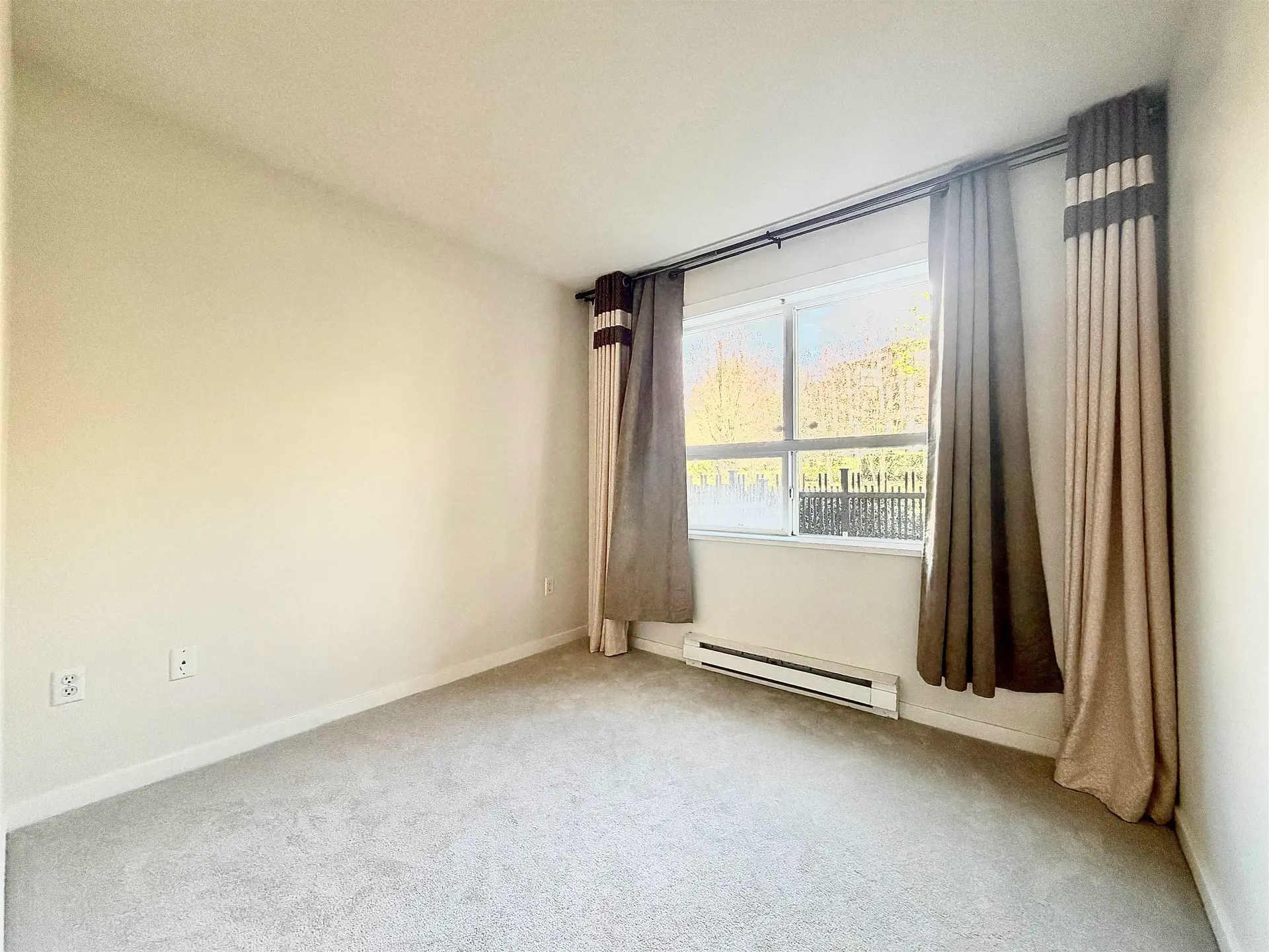 #115 5775 Irmin Street - Image 12