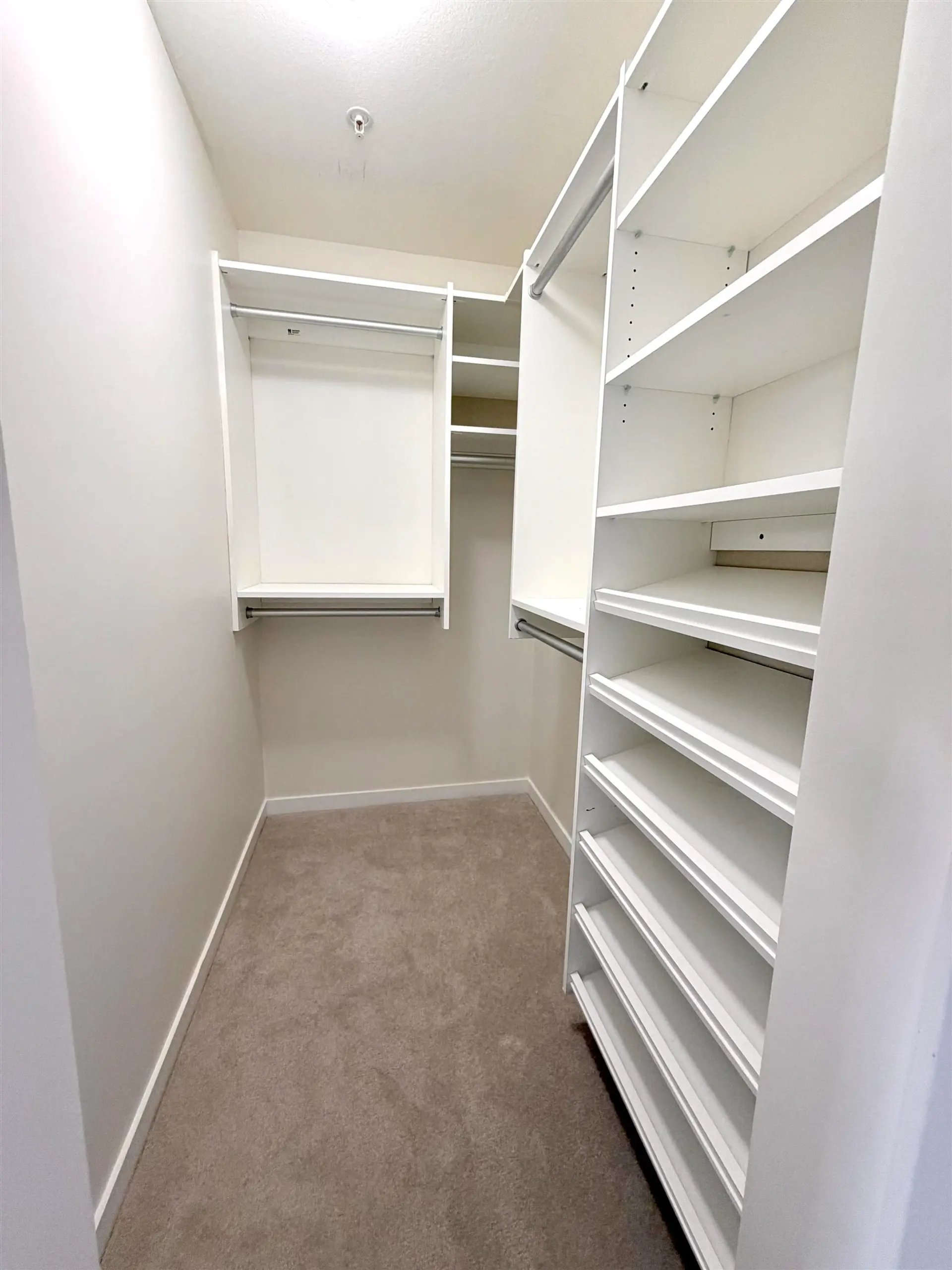 #115 5775 Irmin Street - Image 9