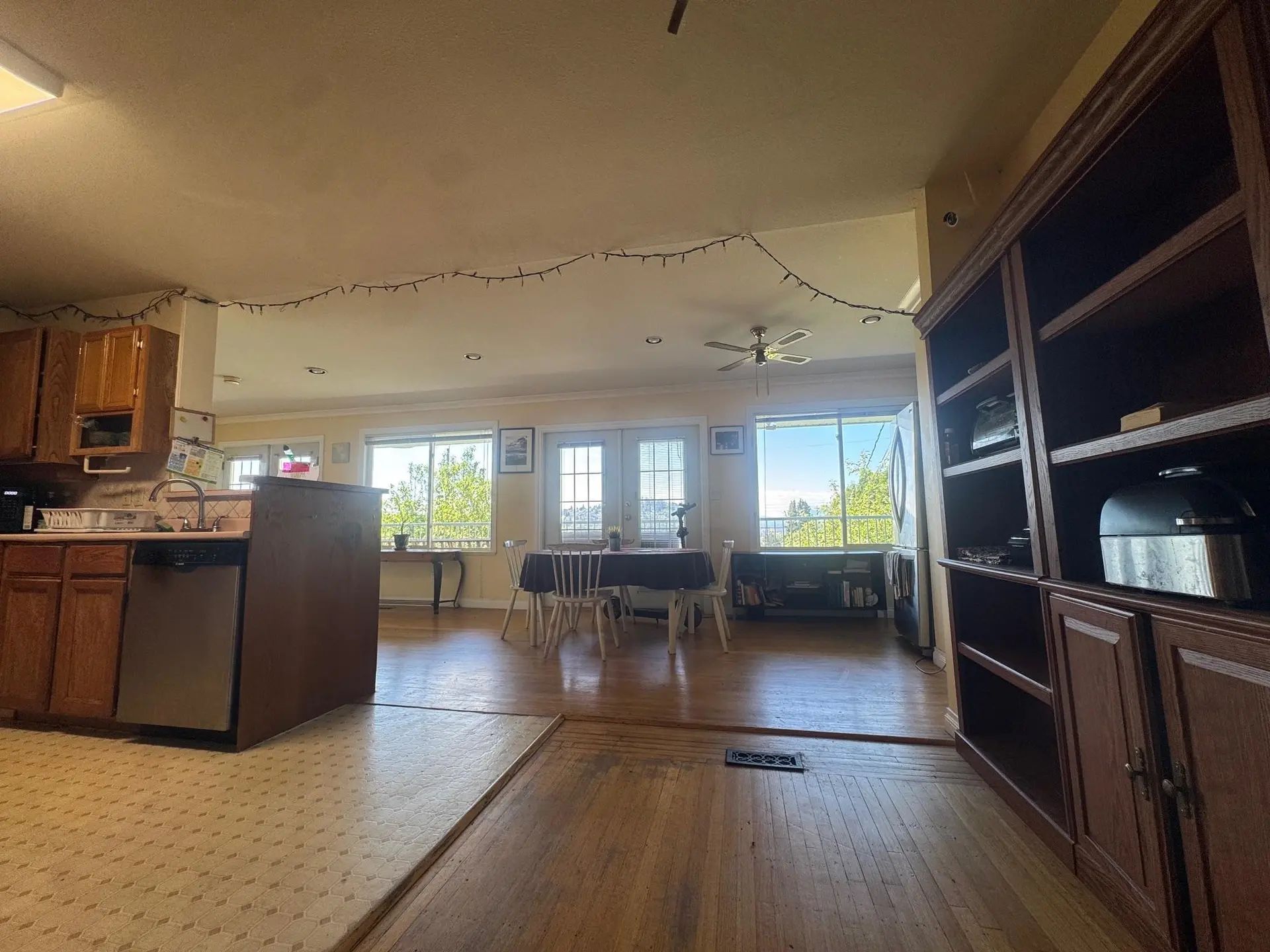 7273 Braeside Drive - Image 7