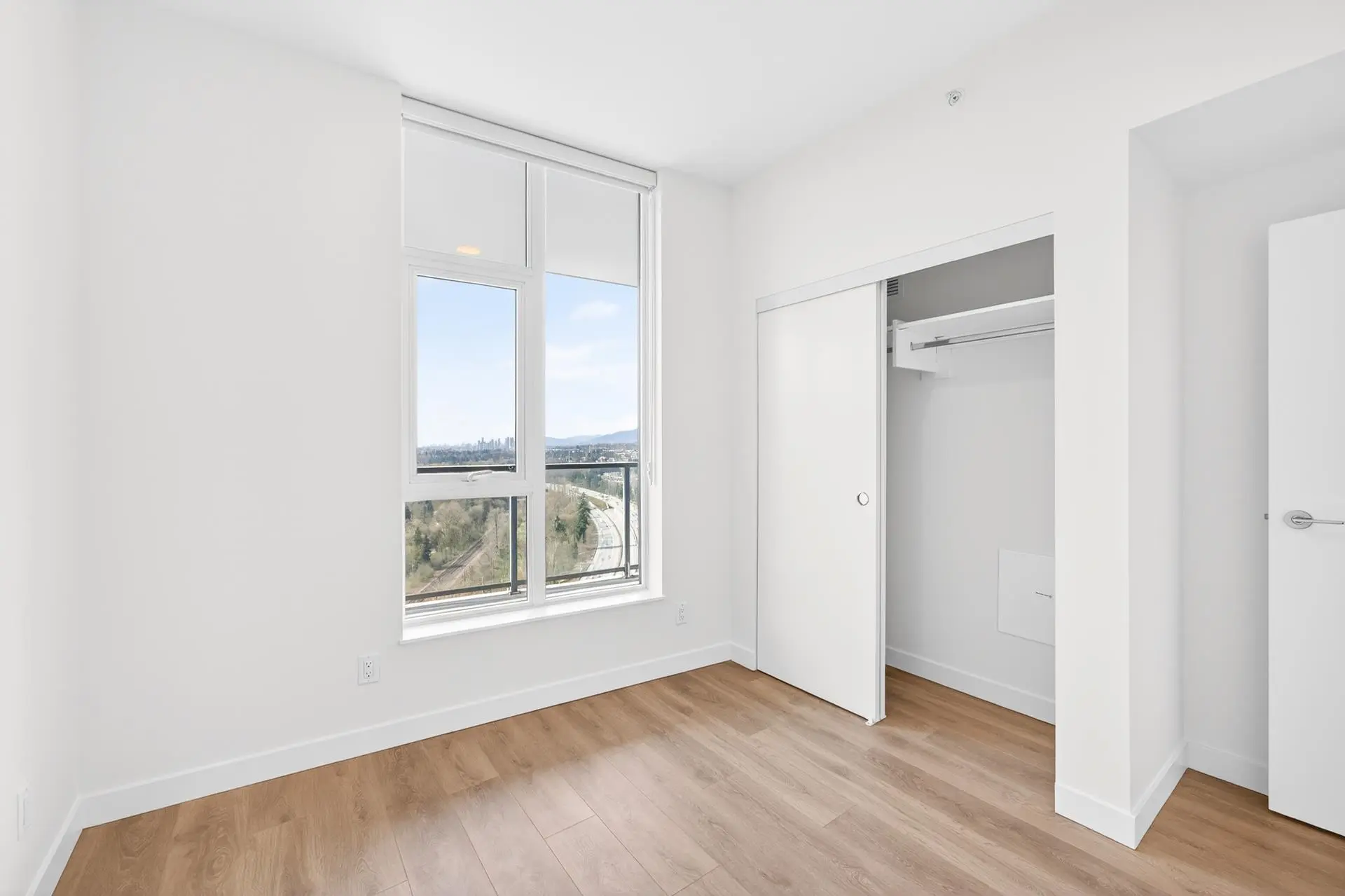 #2804 308 Alderson Avenue - Image 3