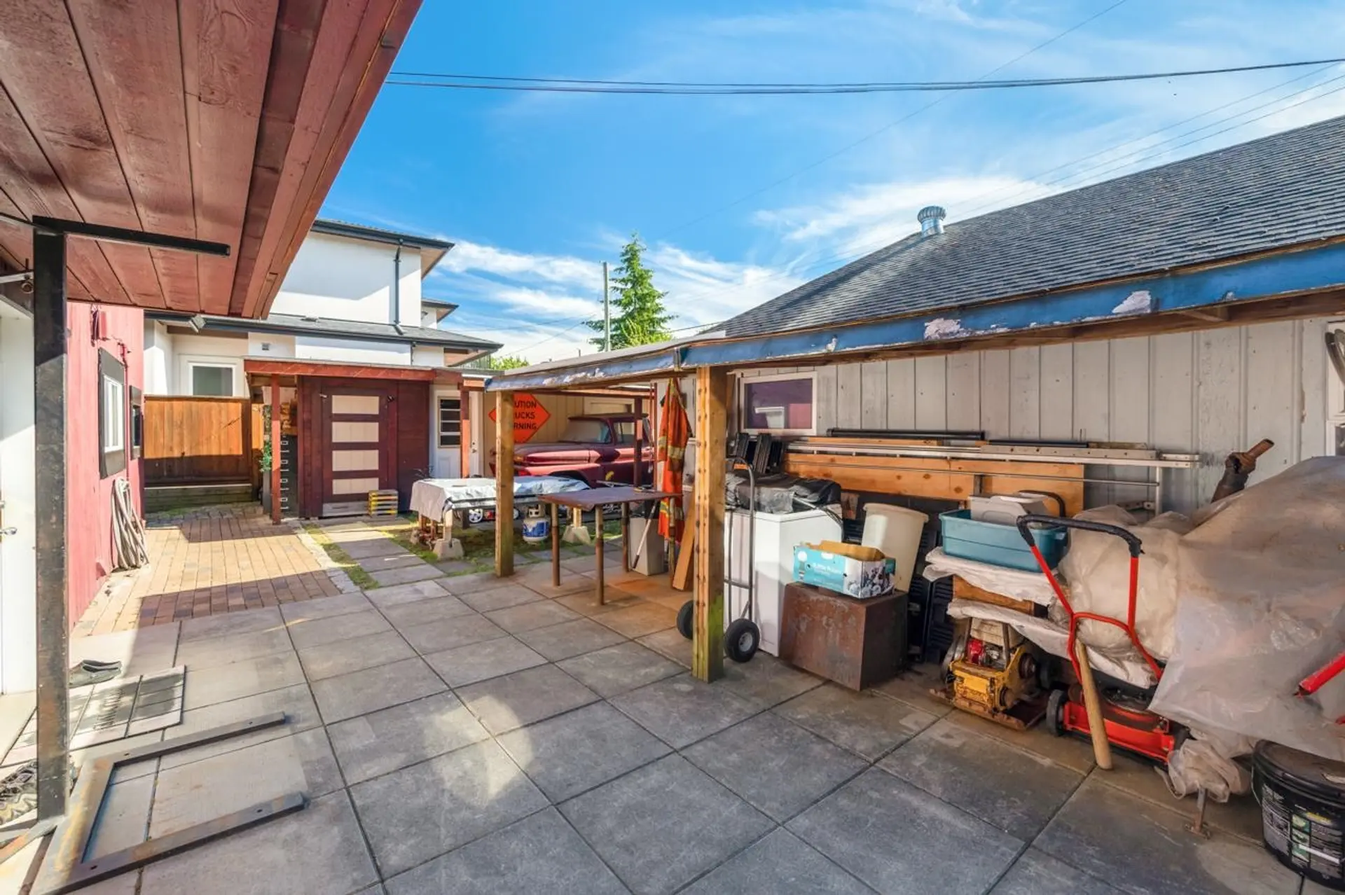 10540 Aintree Crescent - Image 6