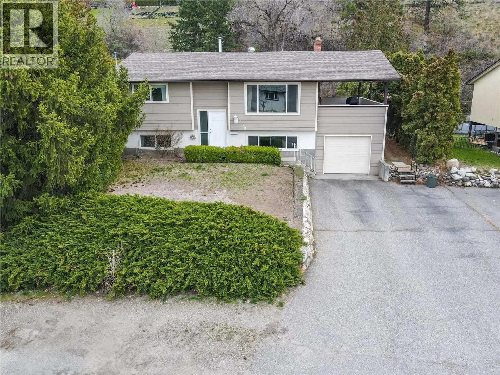 Property at 805 Camelia Road, Kelowna, BC
