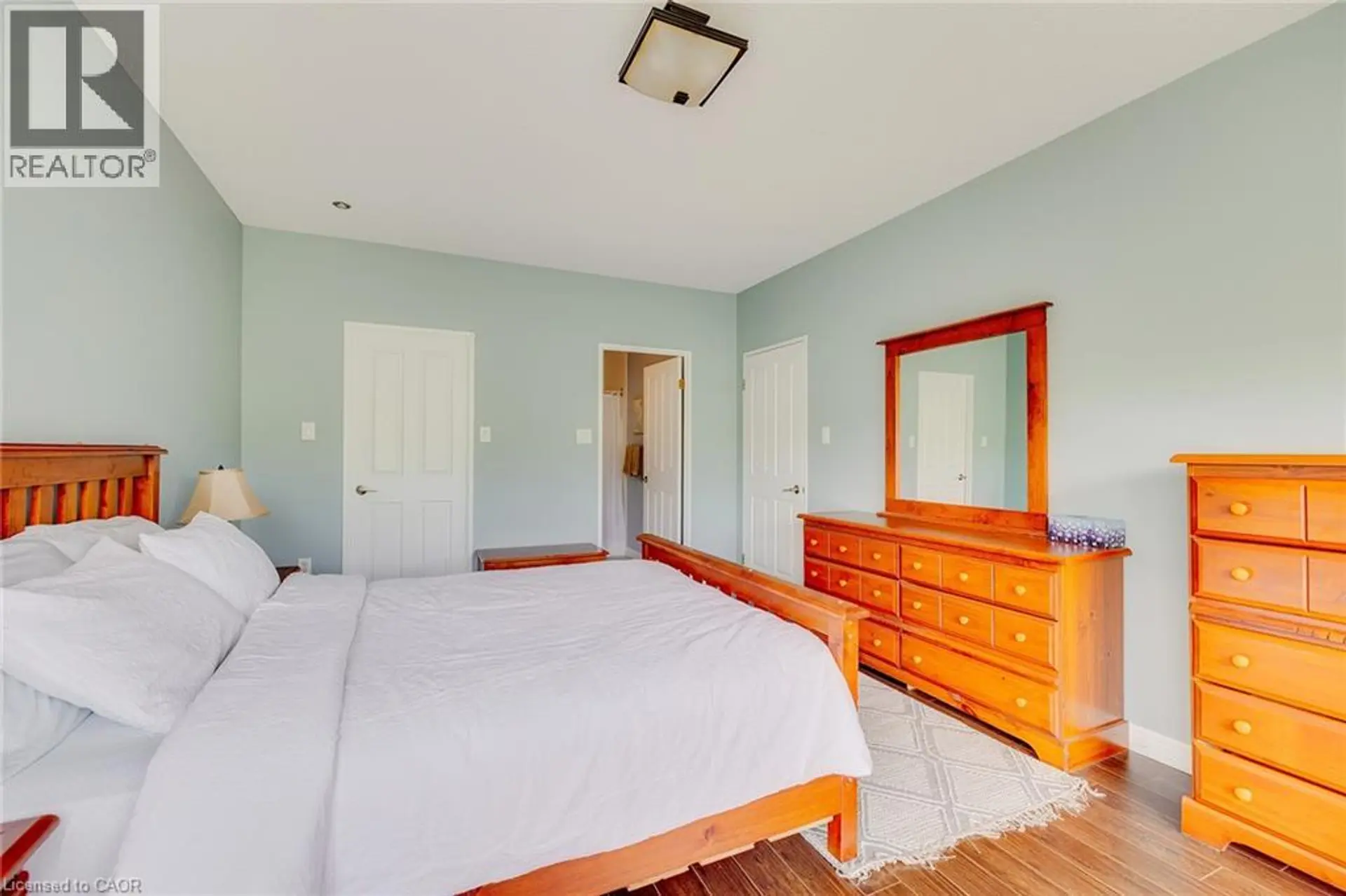 #403 255 KEATS Way - Image 9