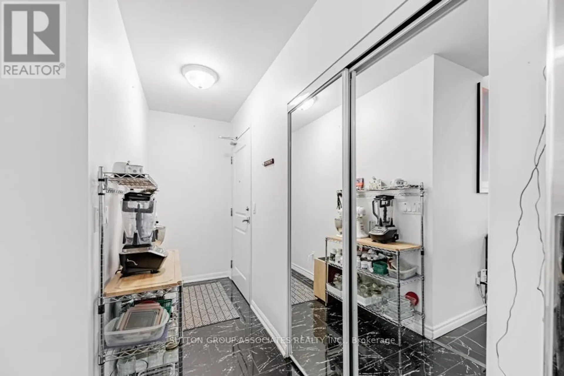 #110 628 FLEET STREET - Image 15