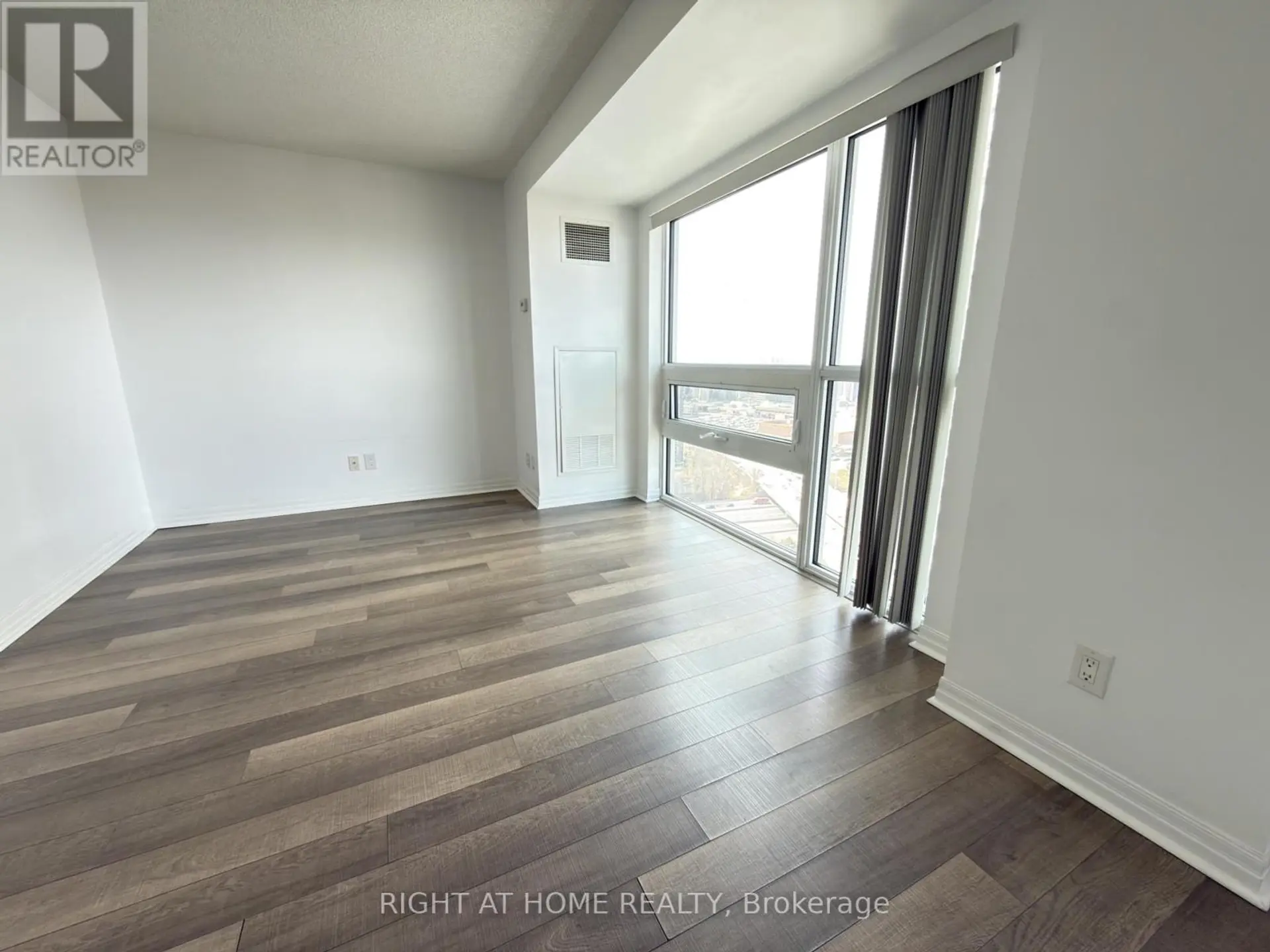 #2803 275 YORKLAND ROAD - Image 9