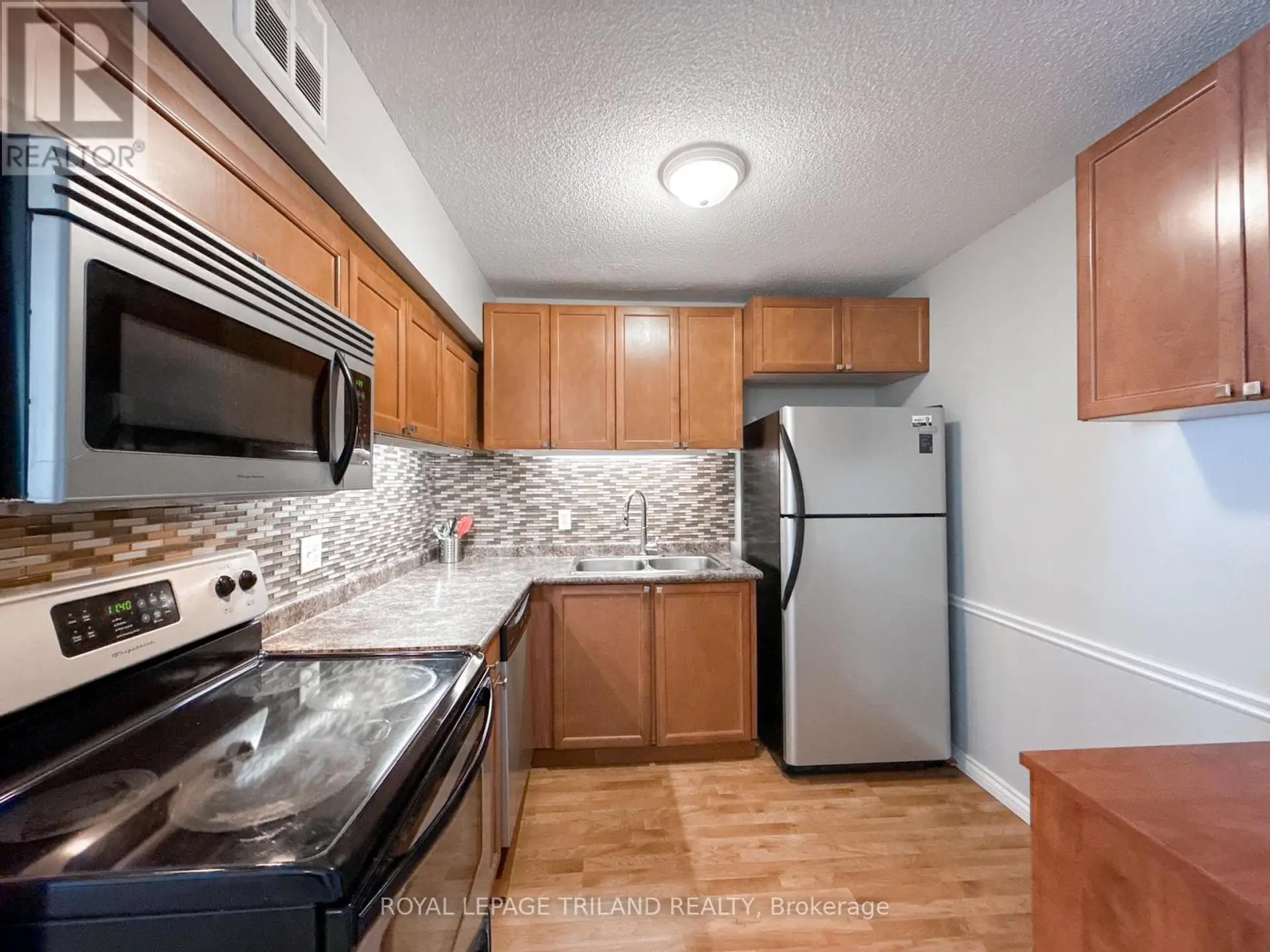 #110 5 JACKSWAY CRESCENT - Image 2
