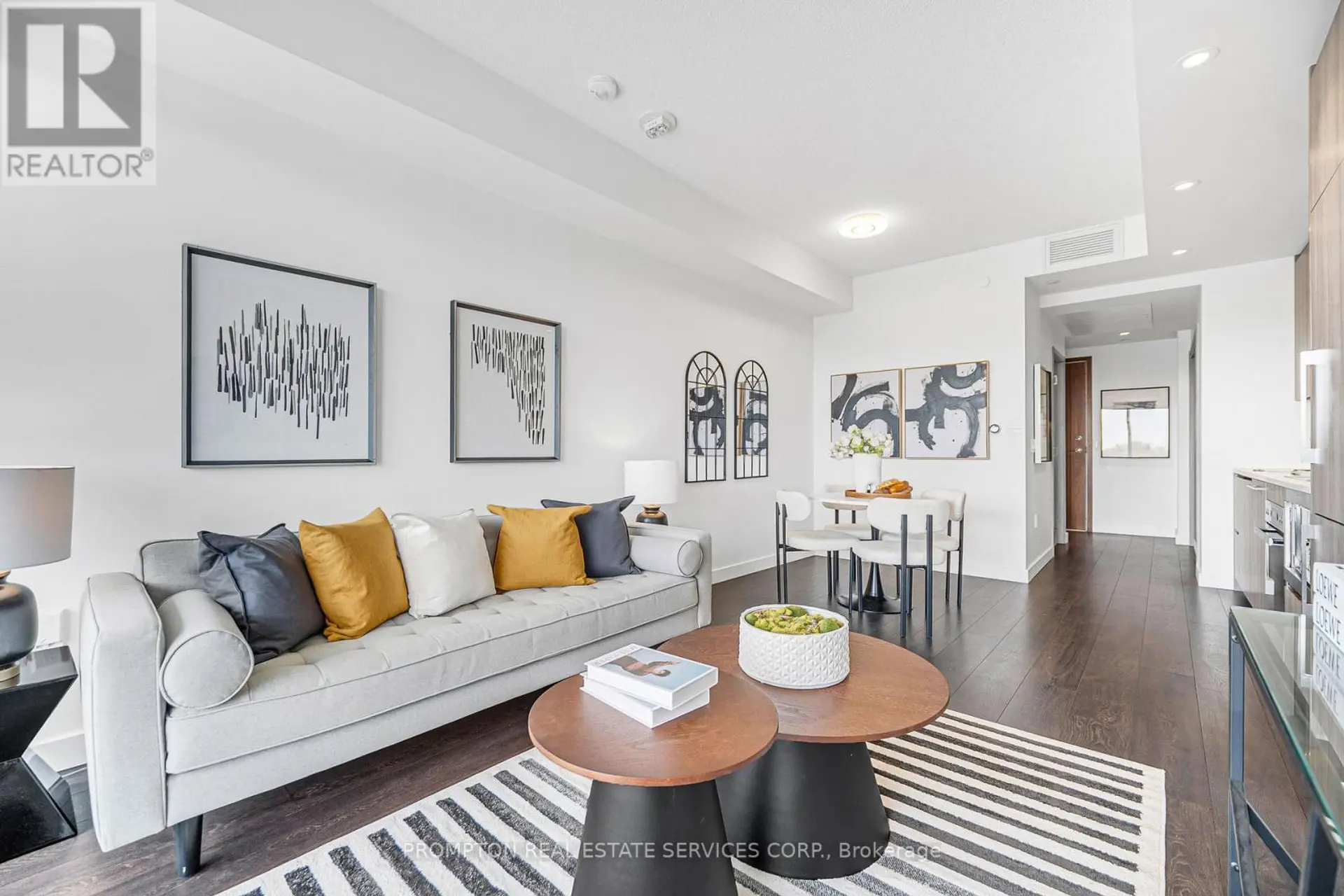 #703 95 MCMAHON DRIVE - Image 6