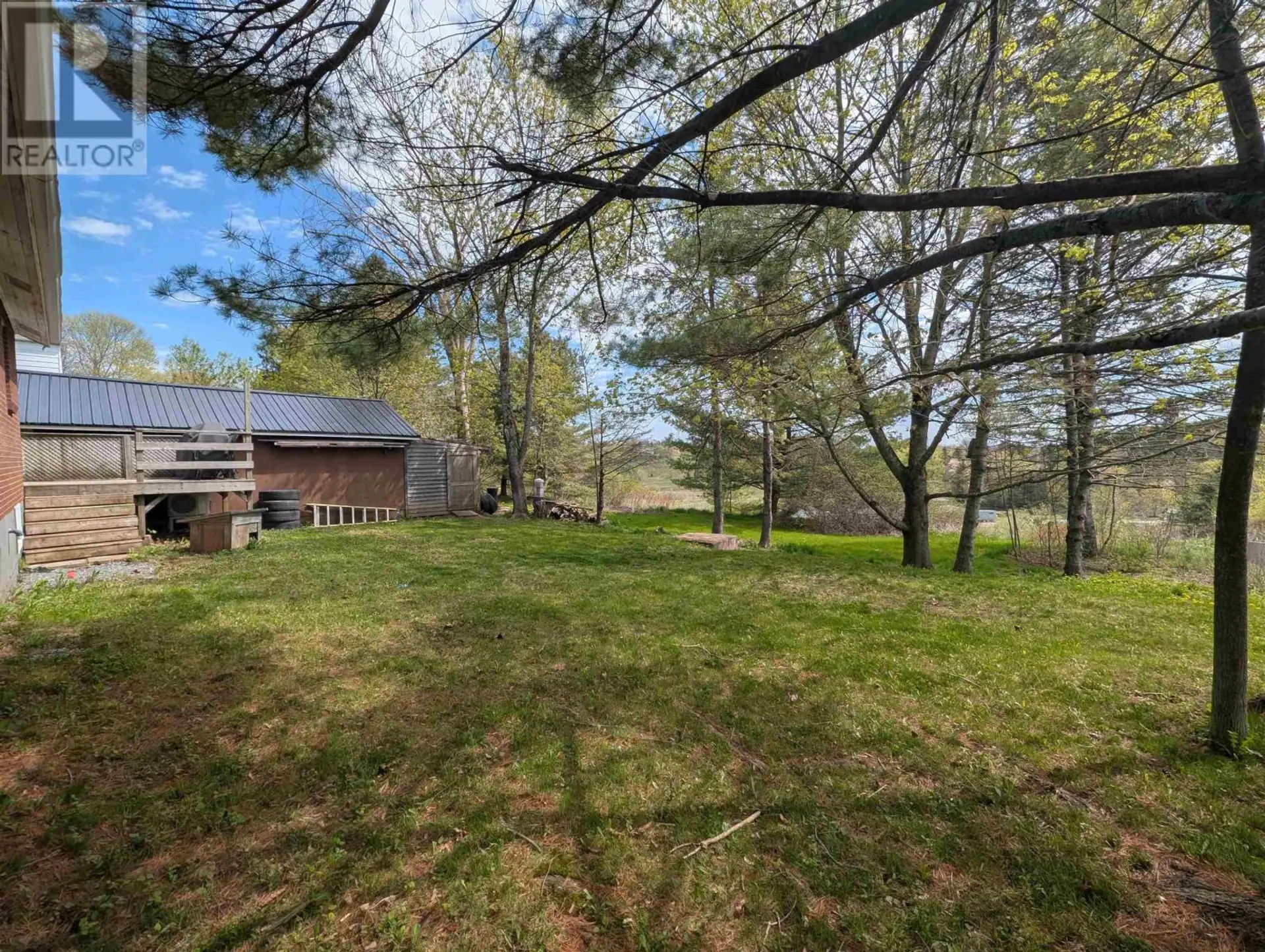 2095 Highway 2 - Image 6